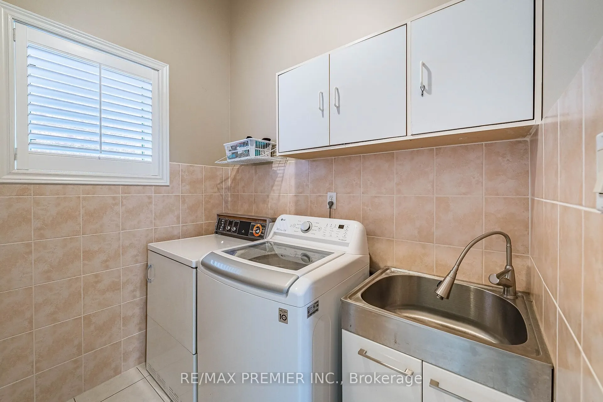78 Coalbrook Court