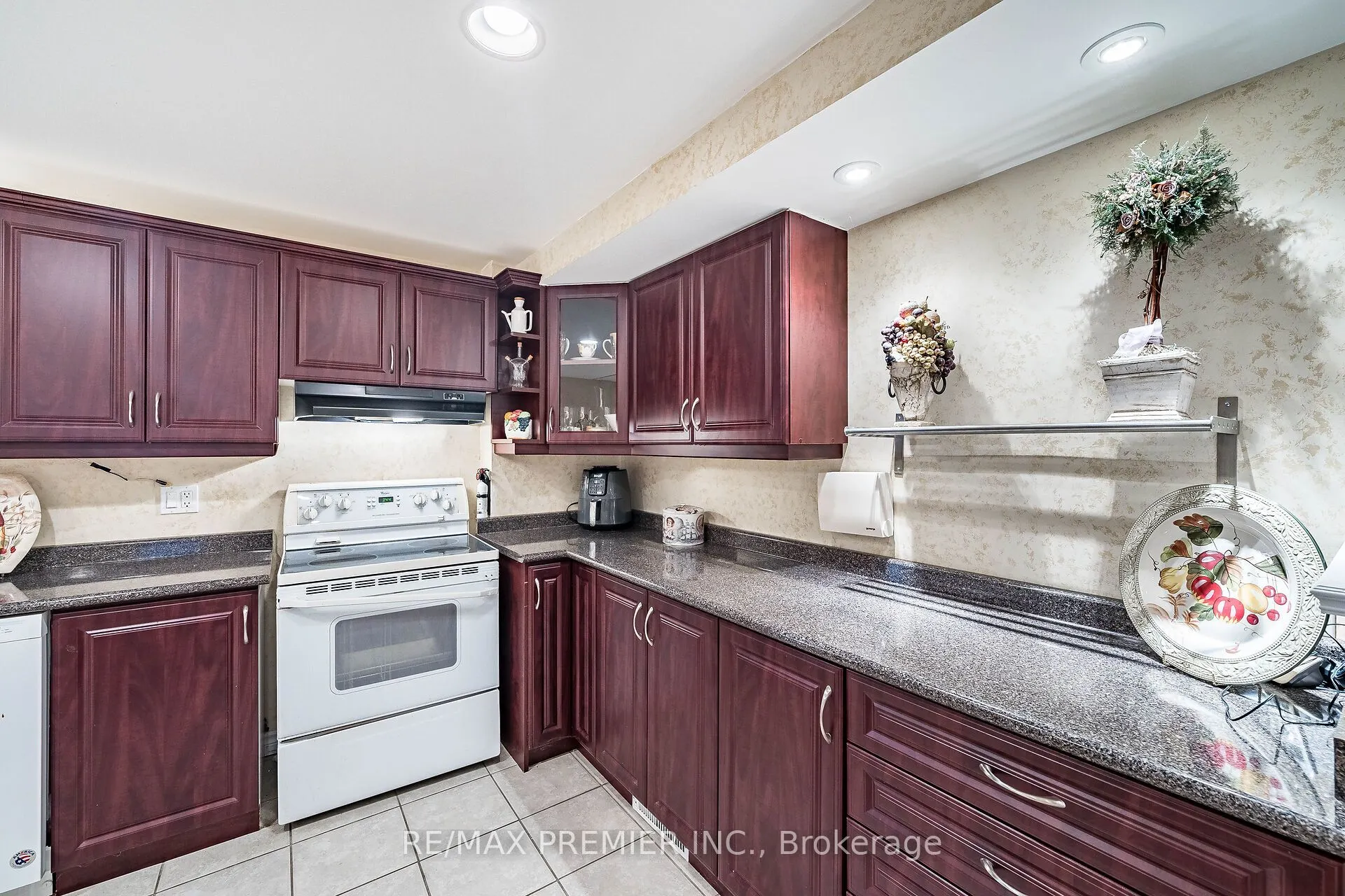78 Coalbrook Court