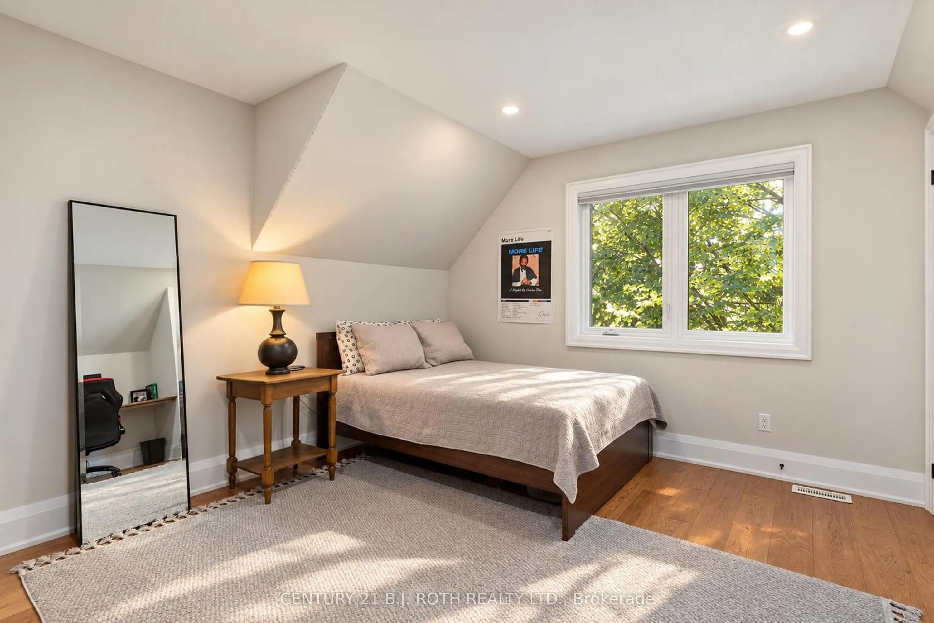 245 SUNNYBRAE Avenue