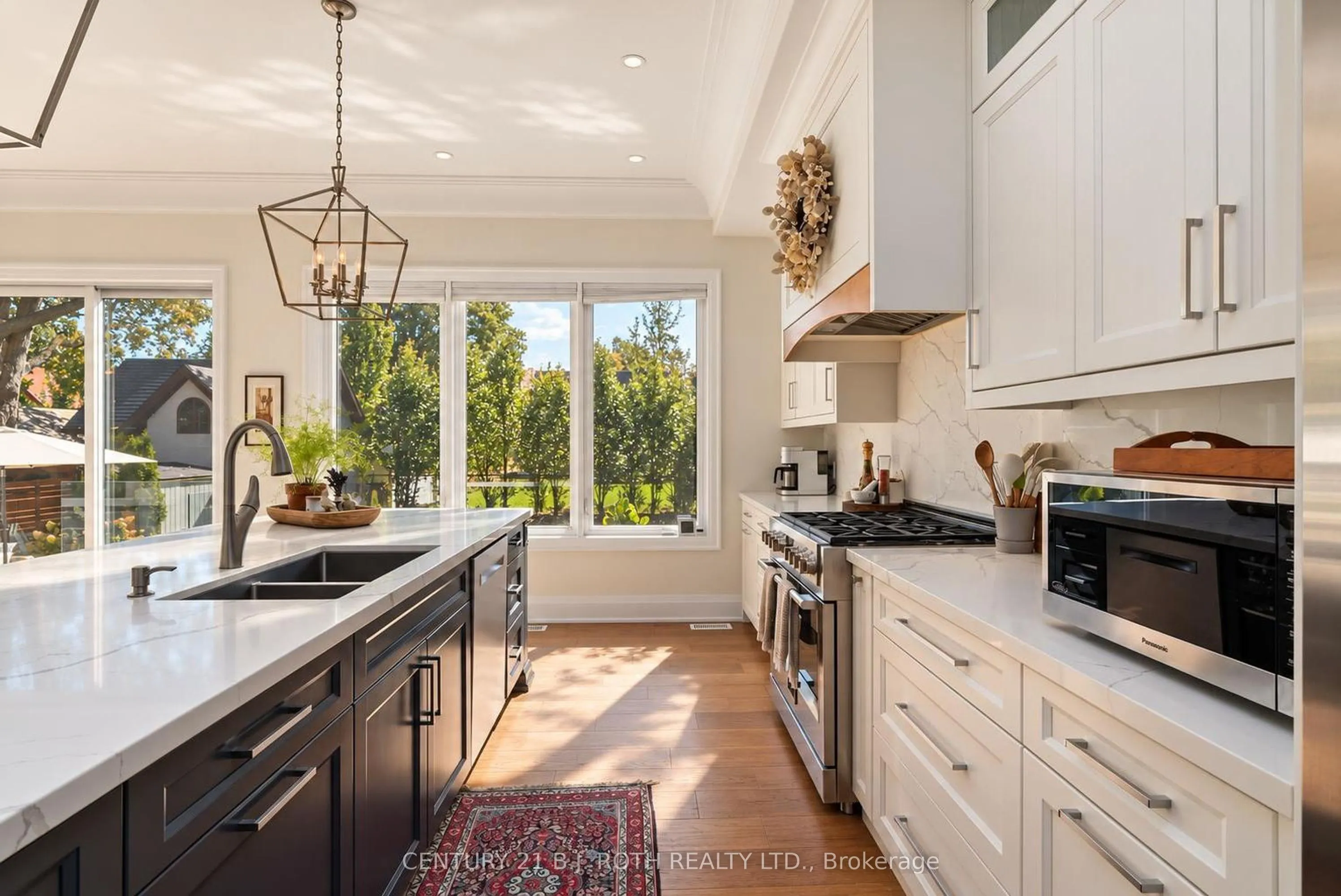 245 SUNNYBRAE Avenue
