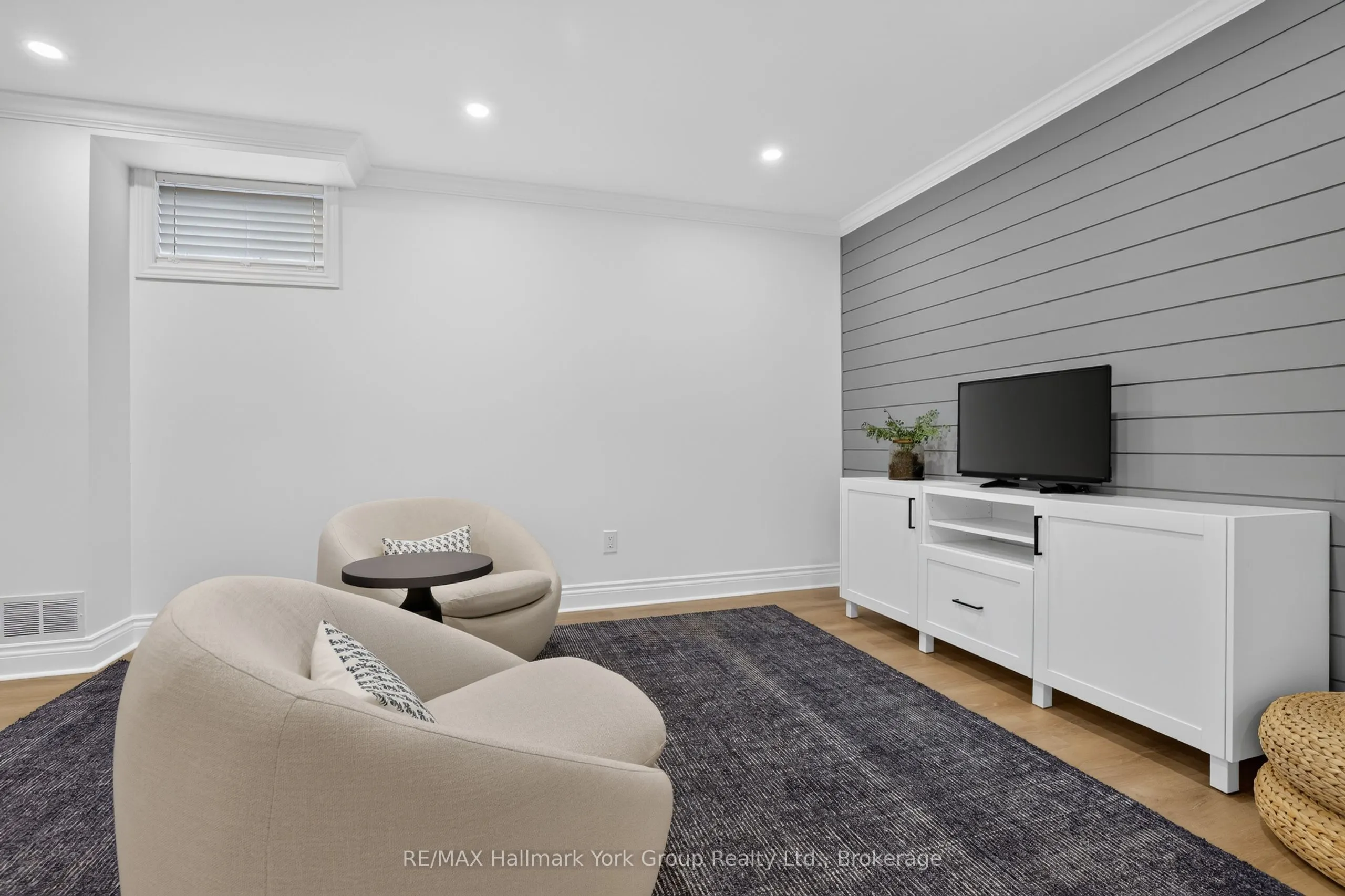 26 Hagen Hollow