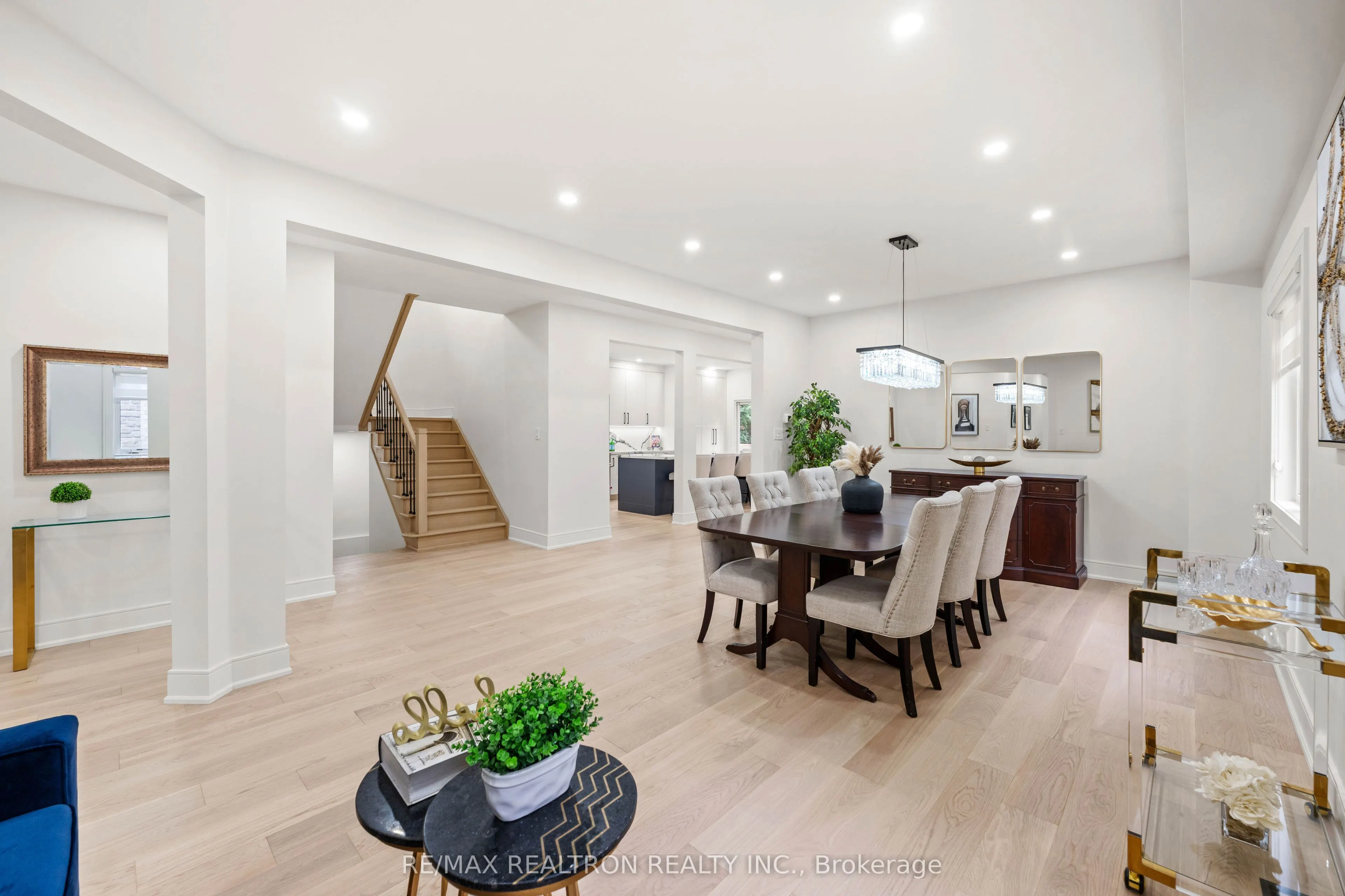32 Abilene Court
