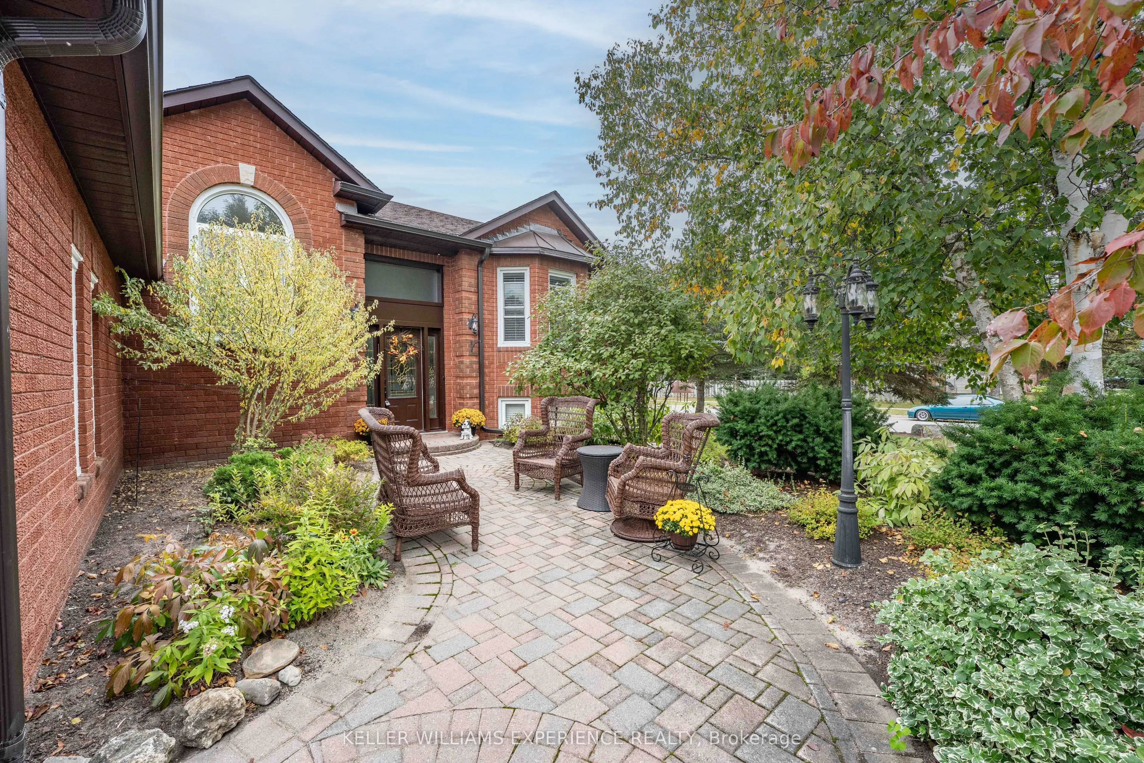 9 Edenbridge Drive