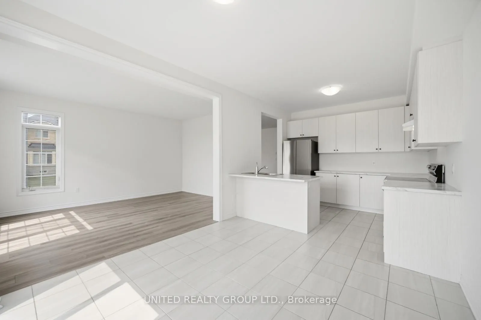 2150 Speare Court