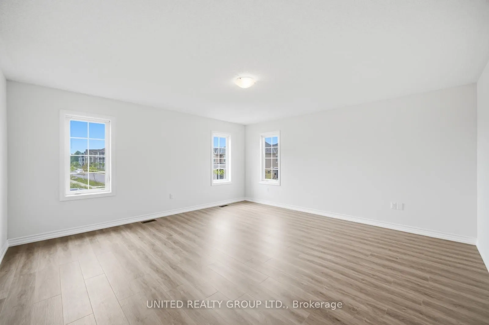 2150 Speare Court