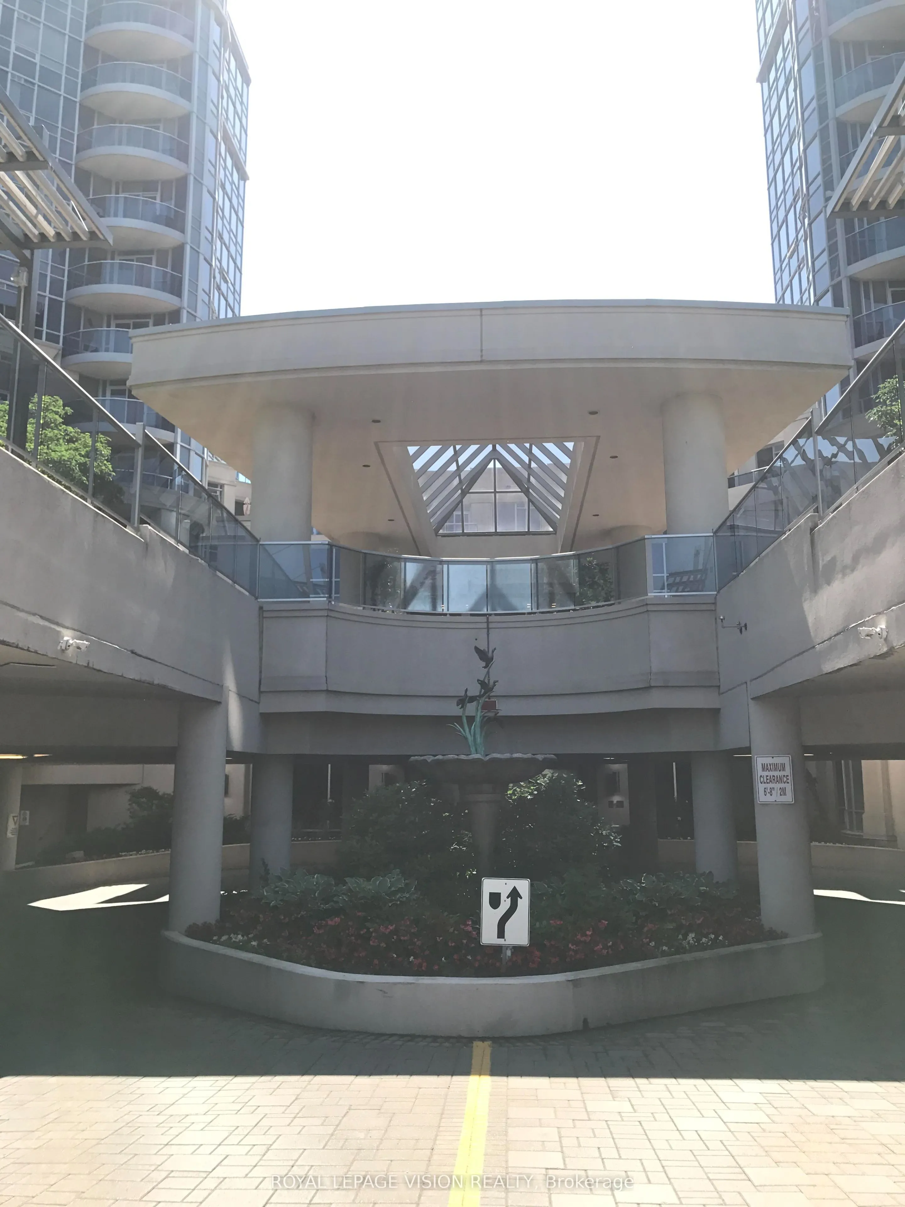 33 Cox Boulevard #327