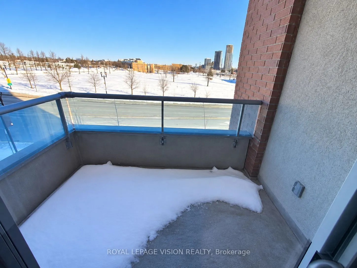 33 Cox Boulevard #327