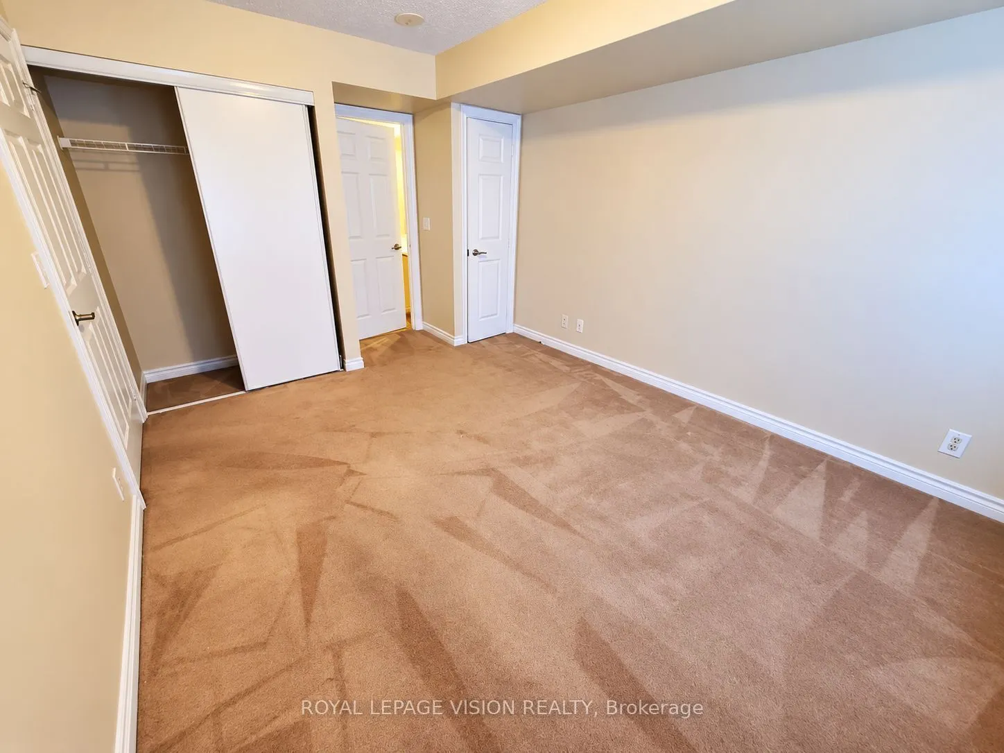 33 Cox Boulevard #327