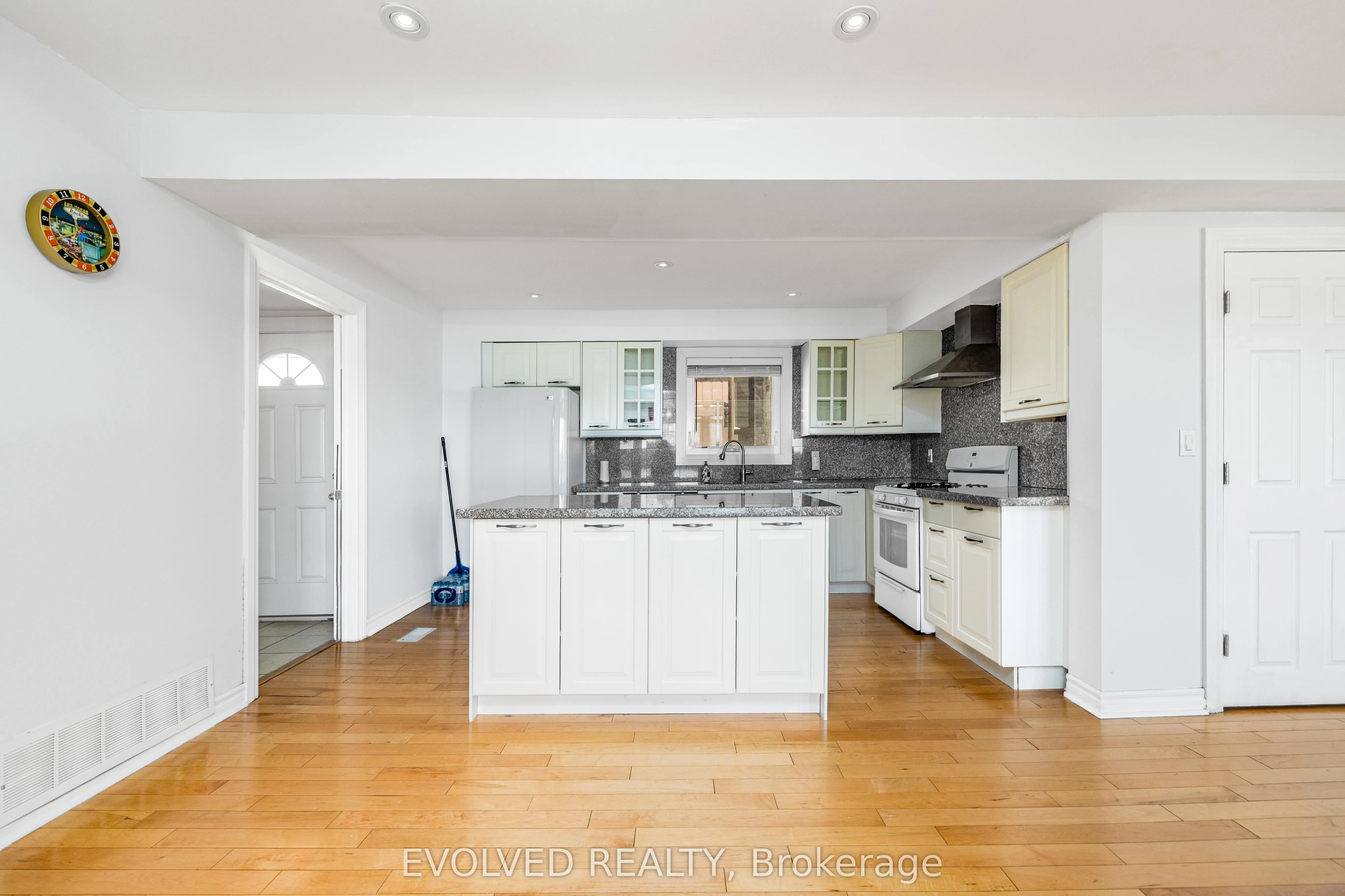 6 wildwood Avenue