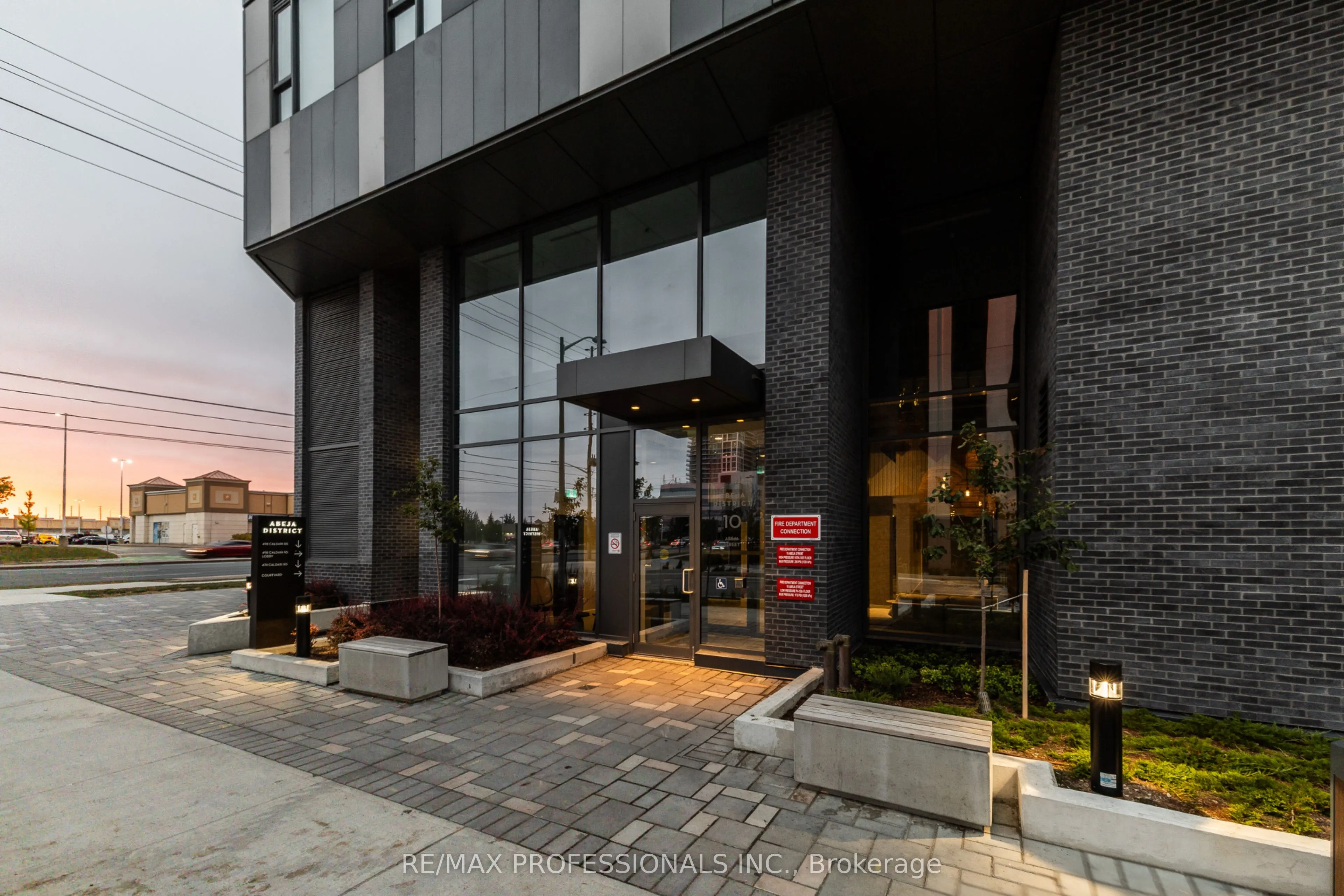 10 Abeja Street #1421