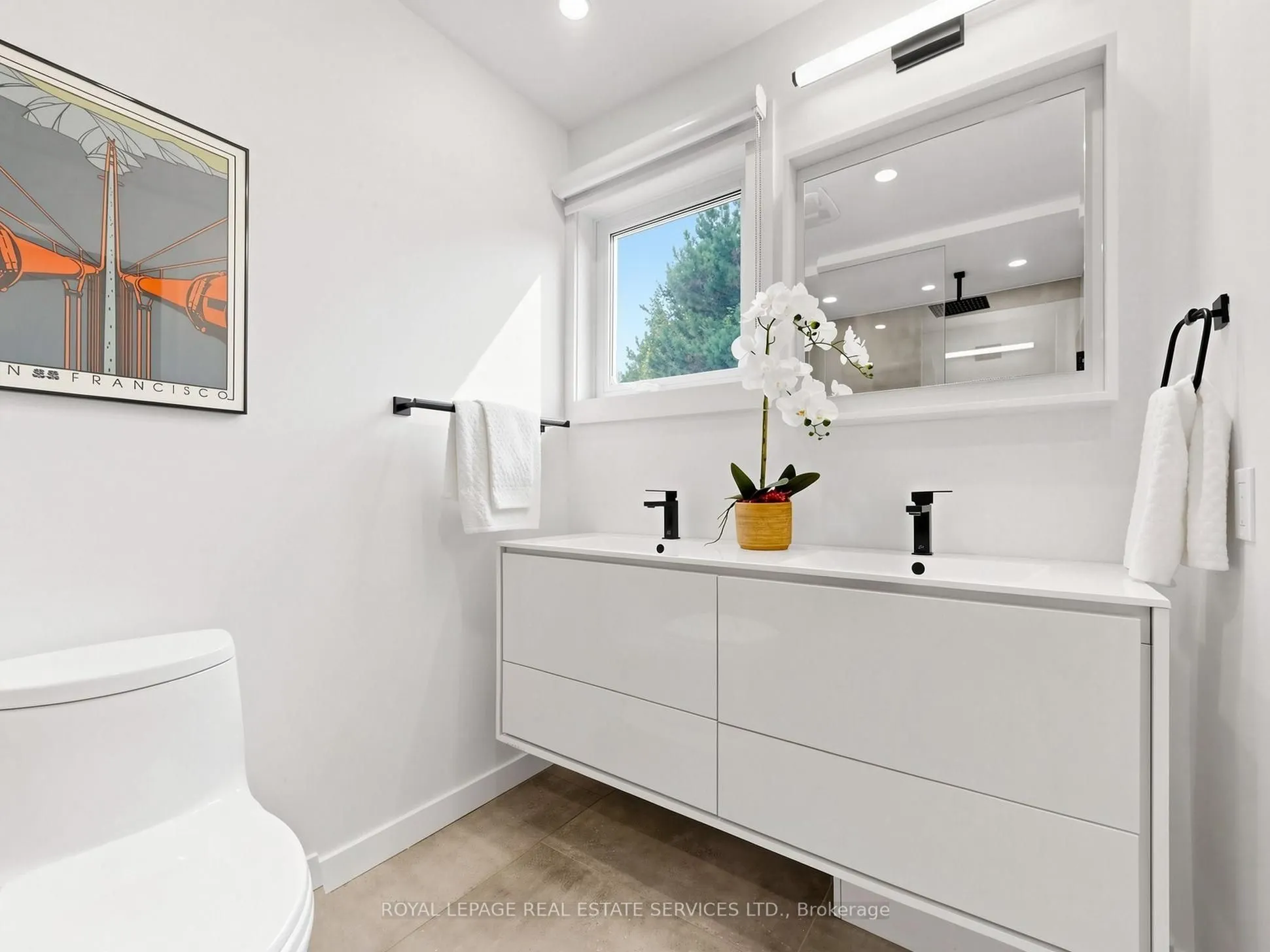 21 GLENMANOR Way