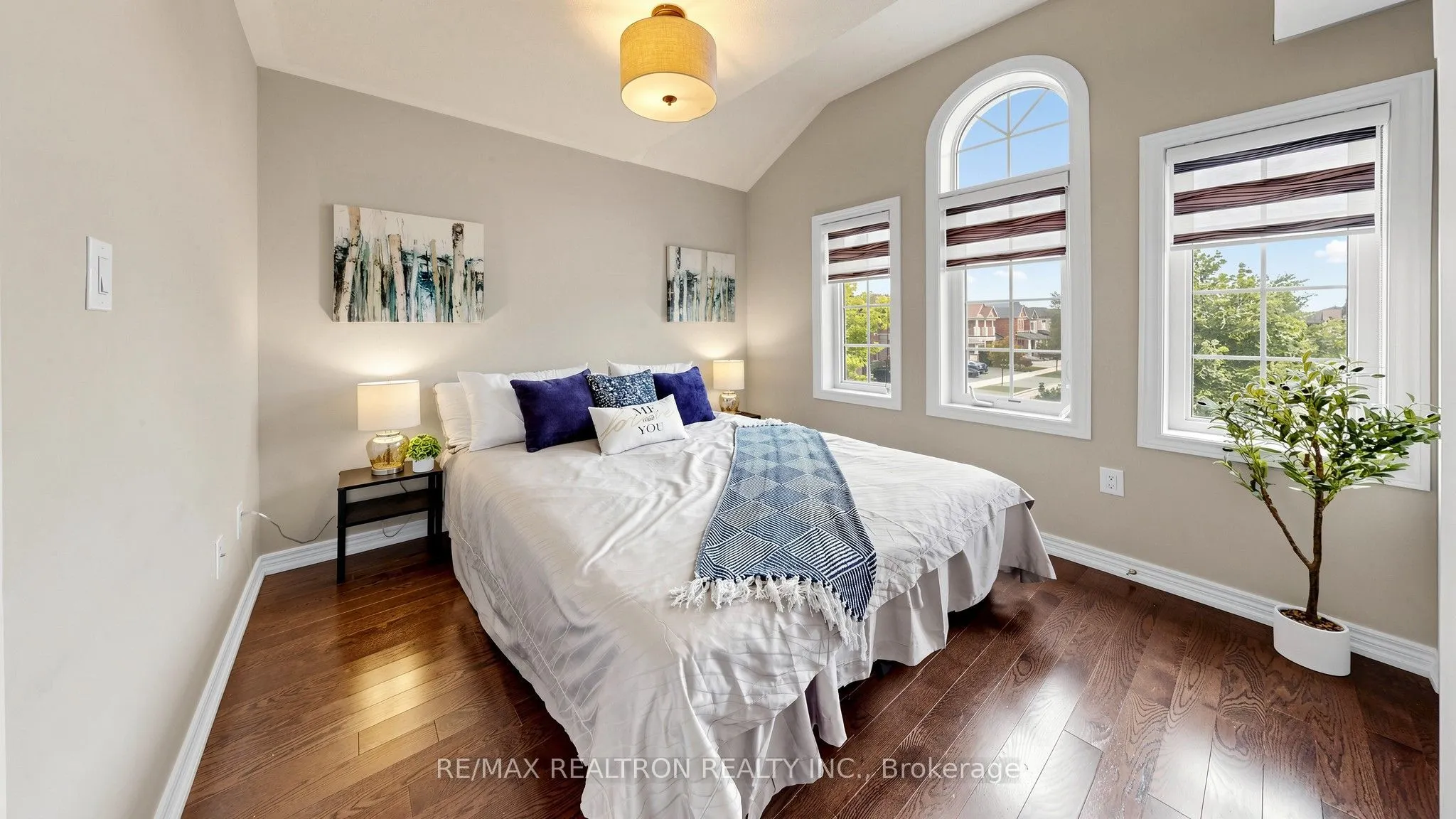 27 Pelham Drive