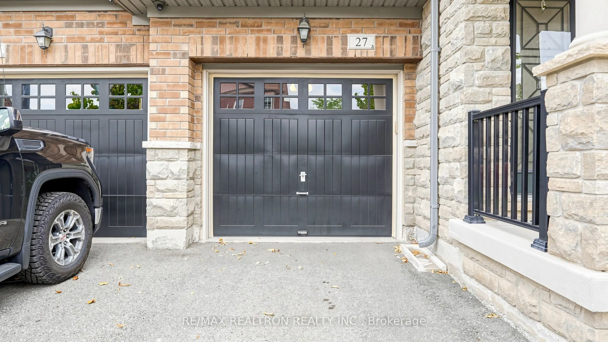 27 Pelham Drive