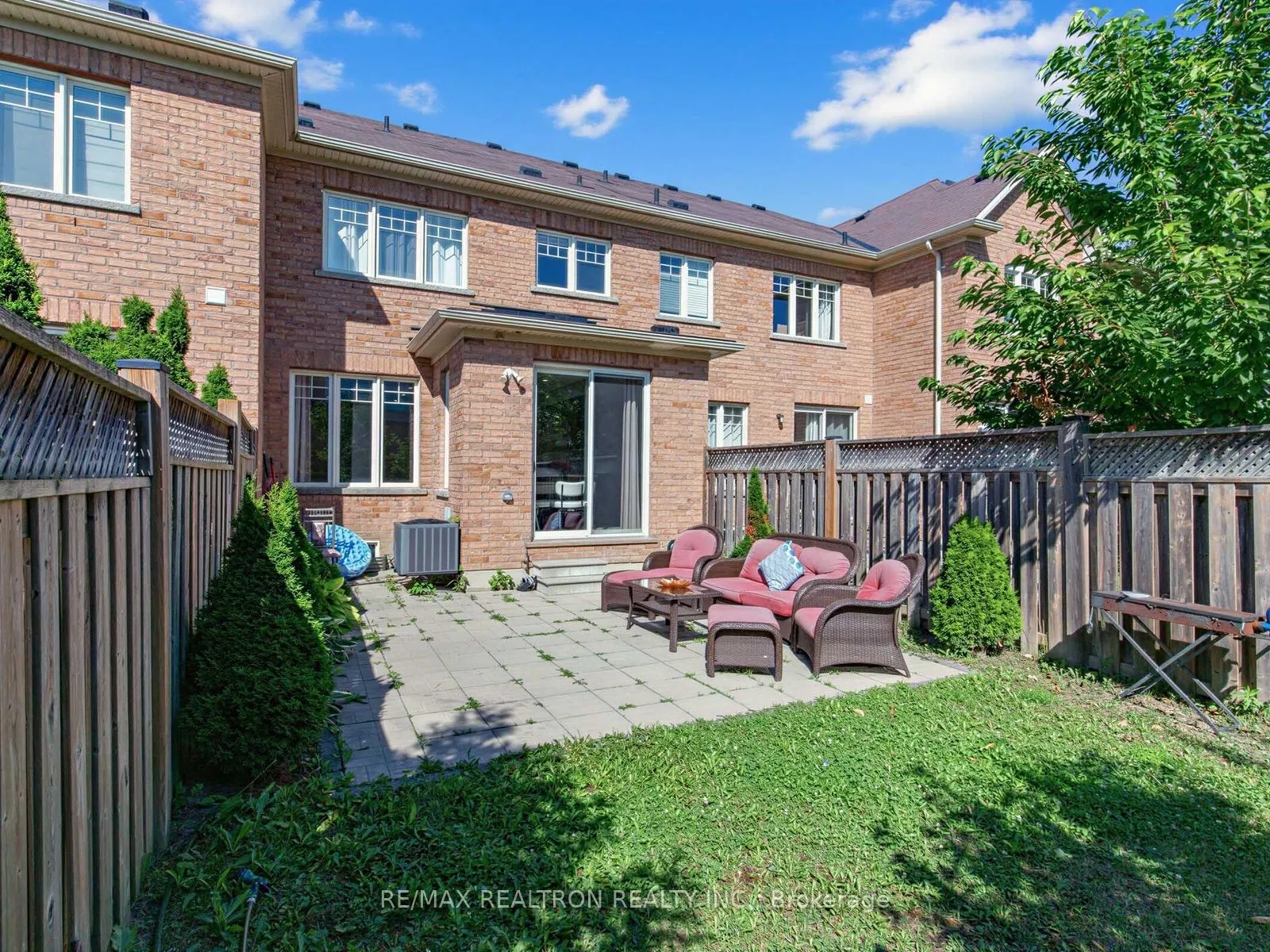 135 Windrow Street
