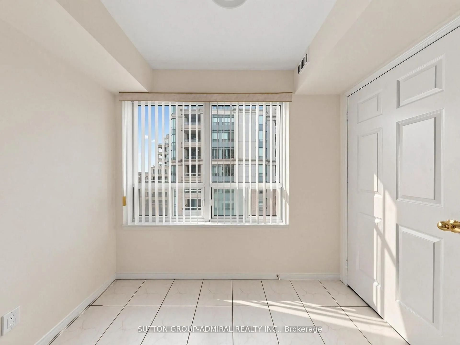 1 Emerald Lane #704