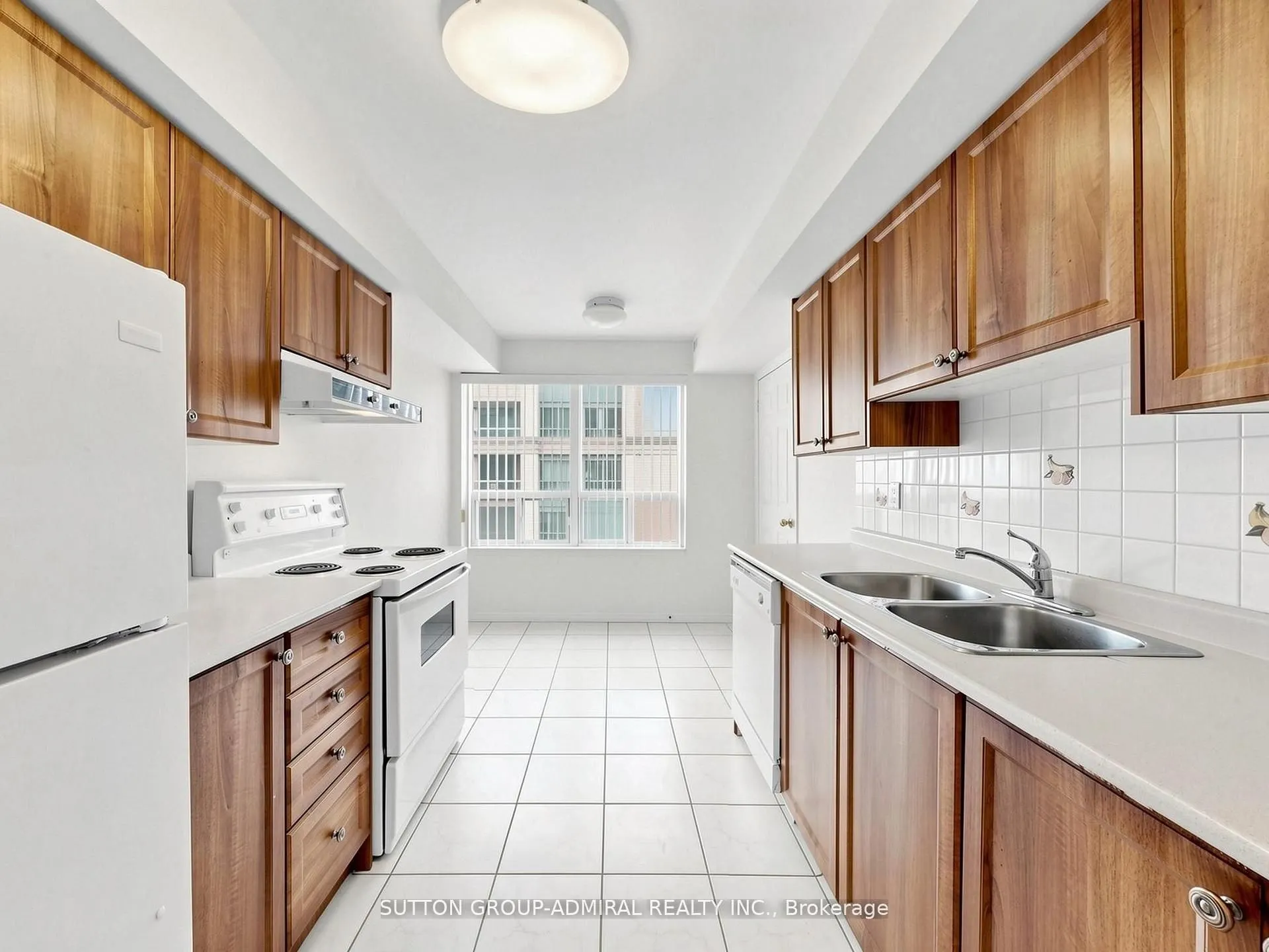 1 Emerald Lane #704