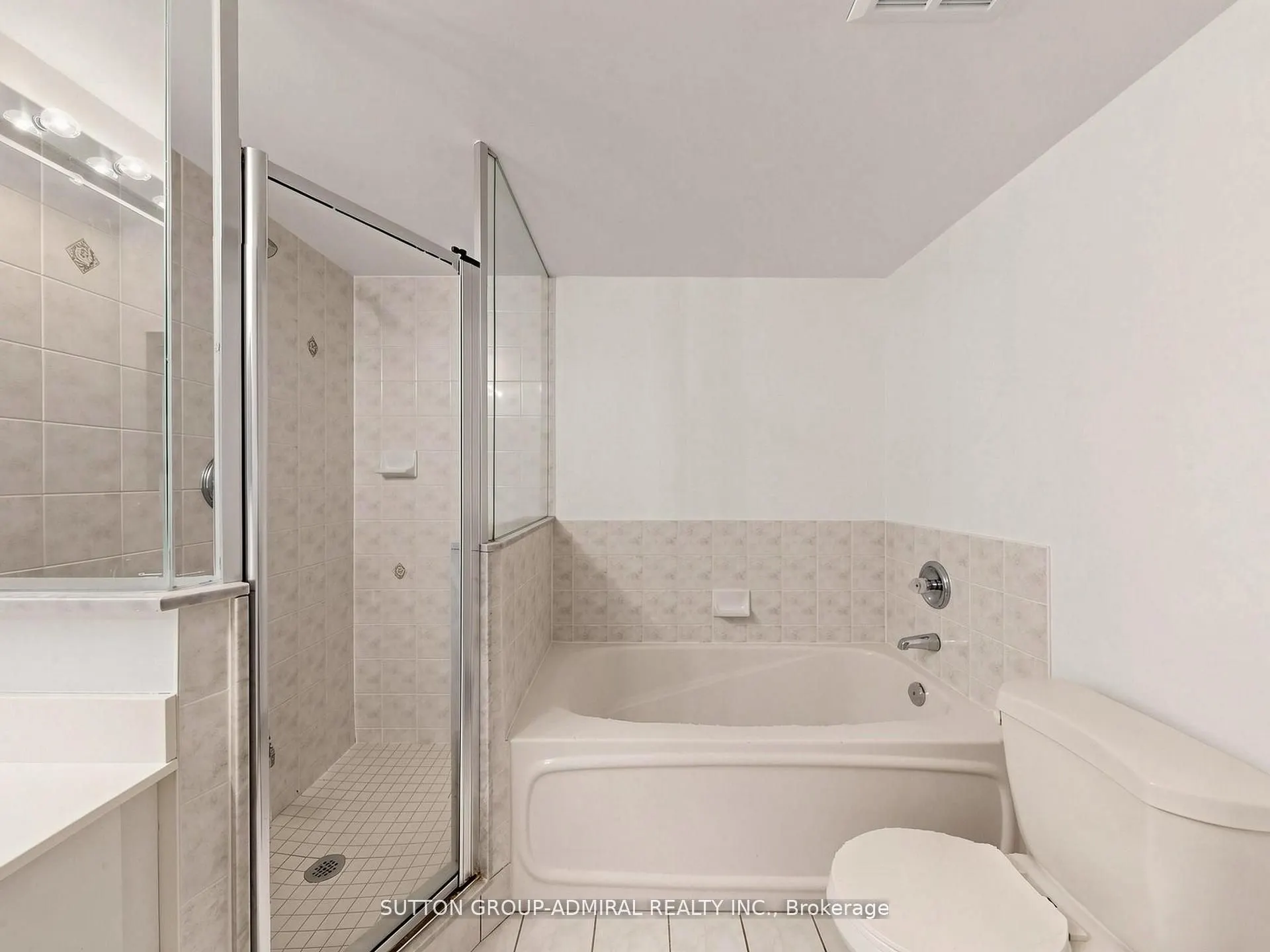 1 Emerald Lane #704