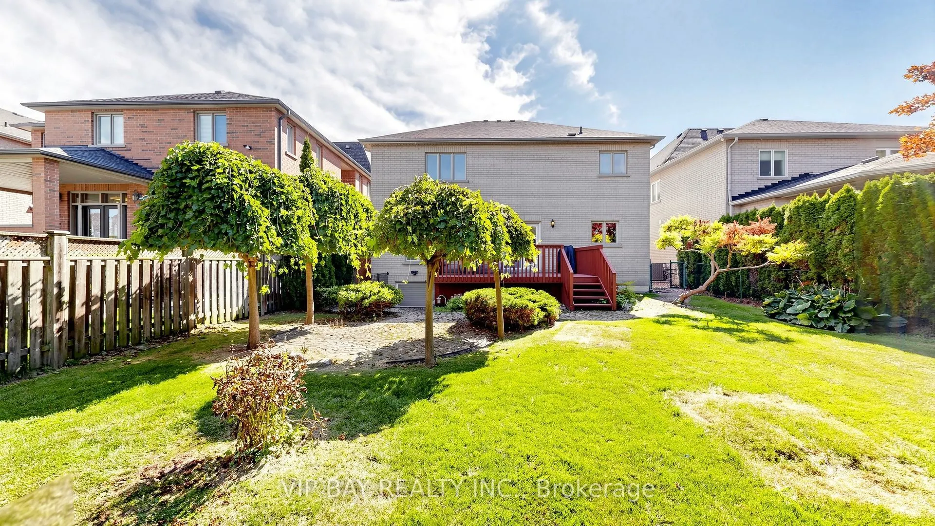 12 Mackay Drive