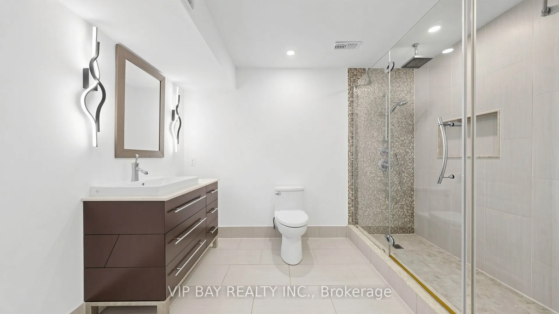 12 Mackay Drive