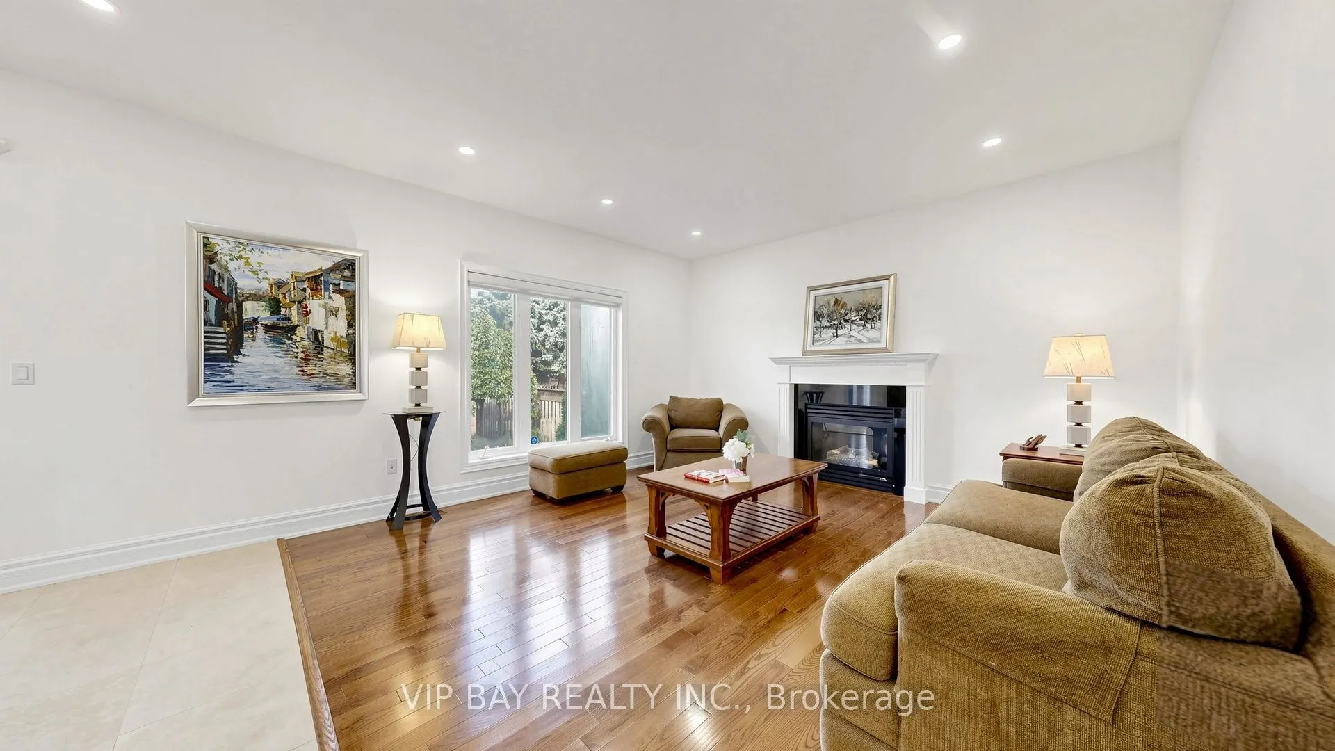 12 Mackay Drive