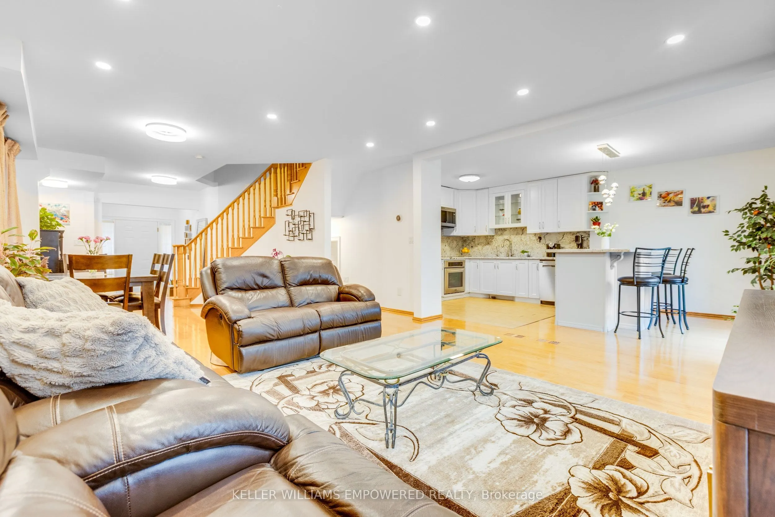 134 Queen Isabella Crescent