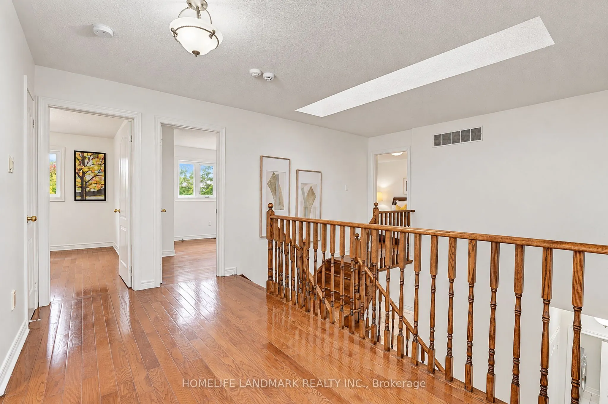 124 Shaftsbury Avenue