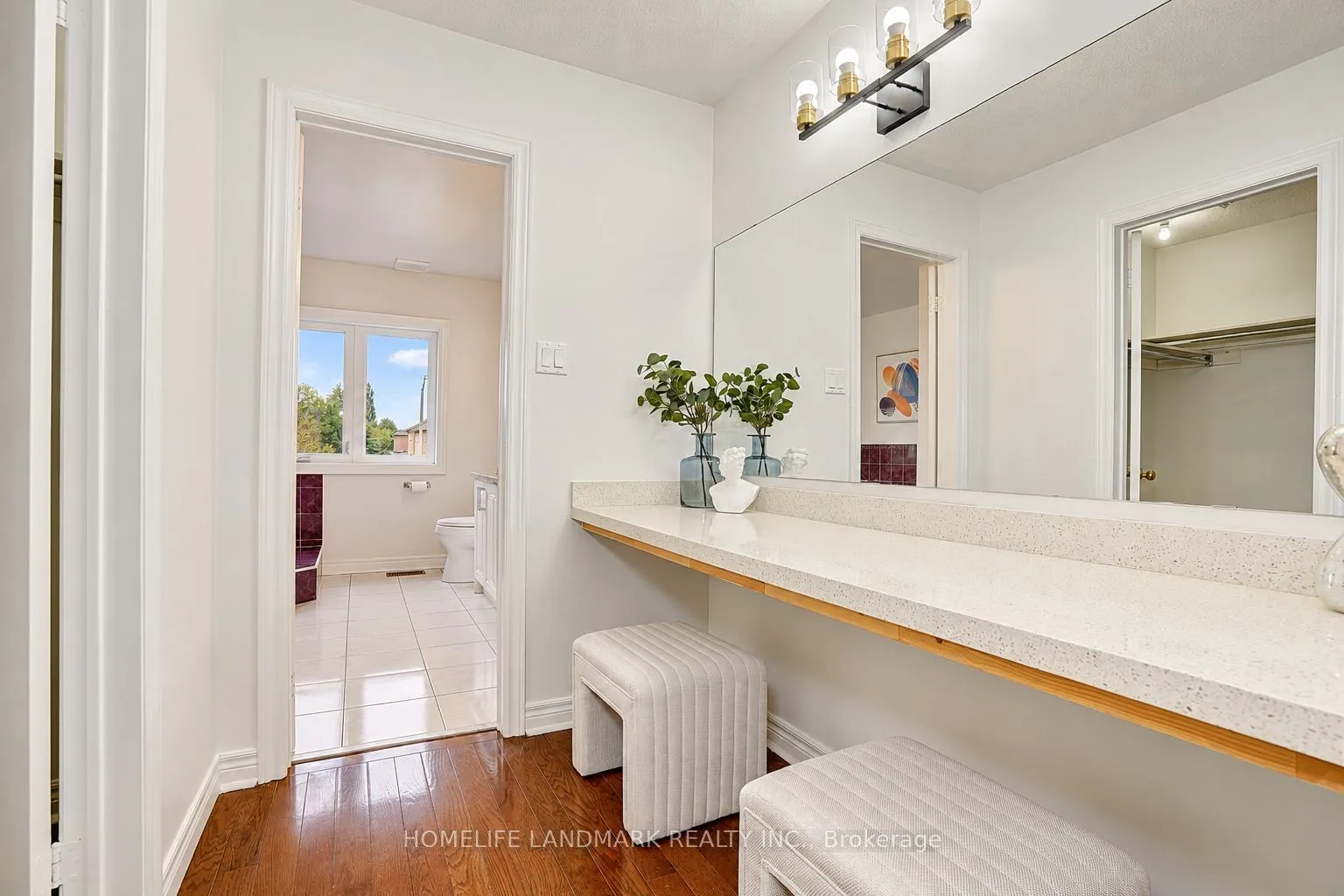 124 Shaftsbury Avenue