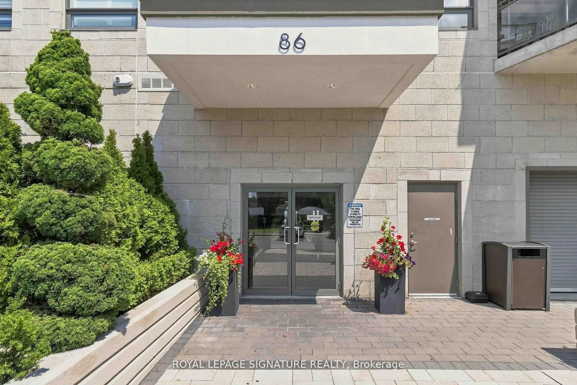 86 Woodbridge Avenue #233
