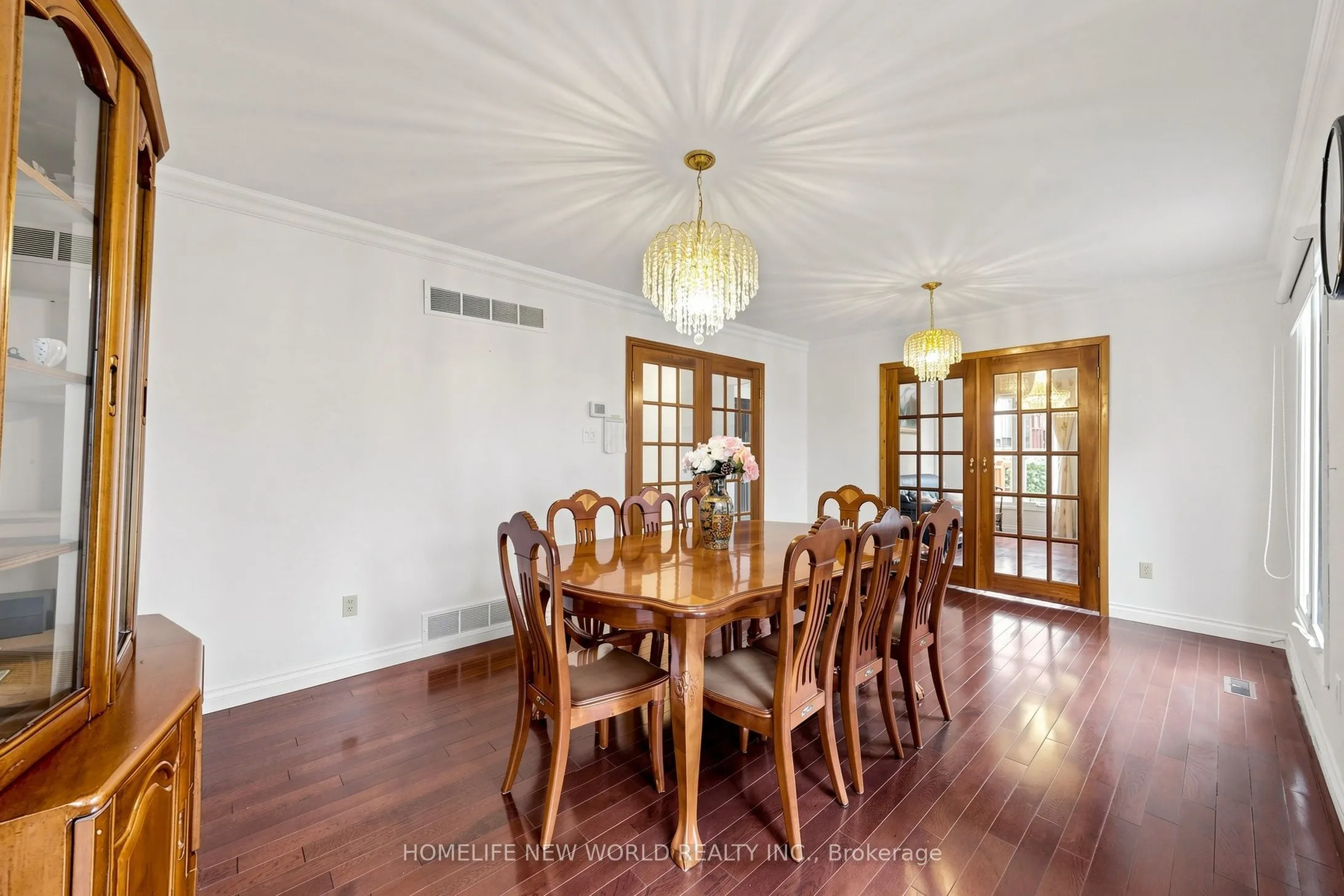 65 Tangmere Crescent
