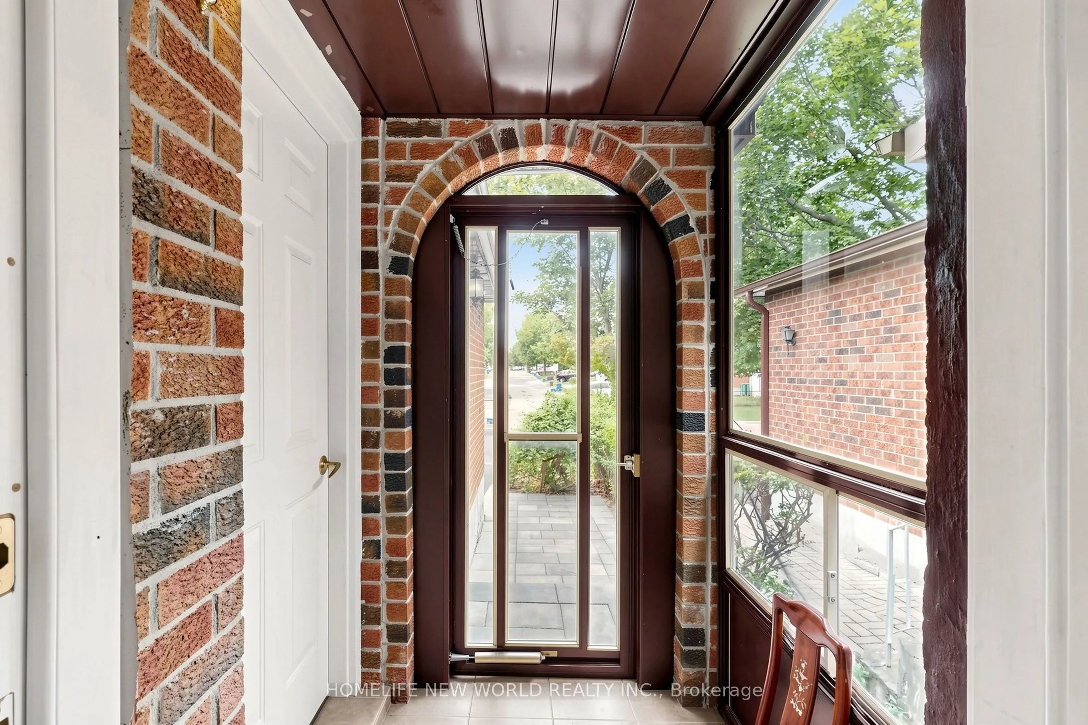 65 Tangmere Crescent