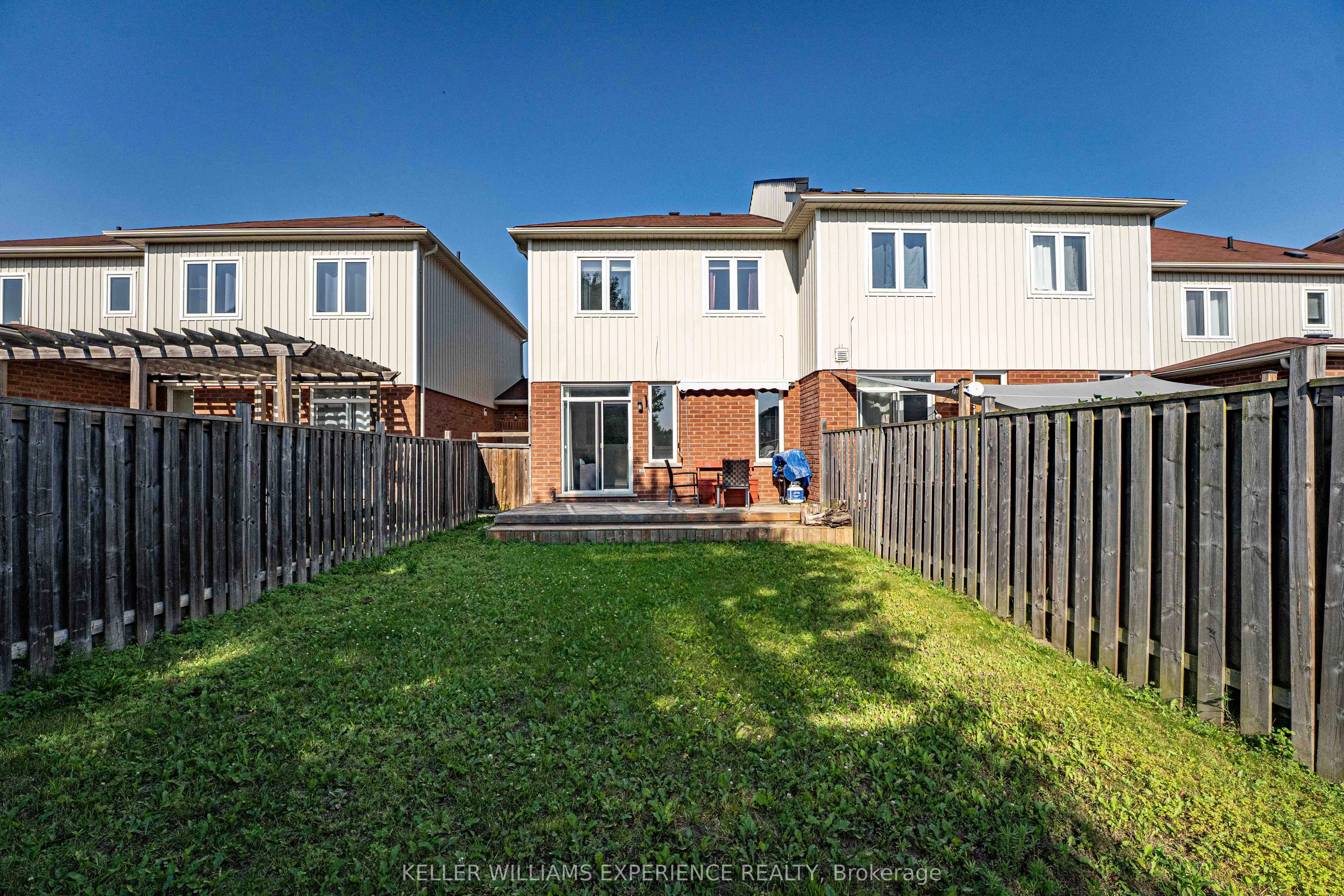 110 COLLIER Crescent