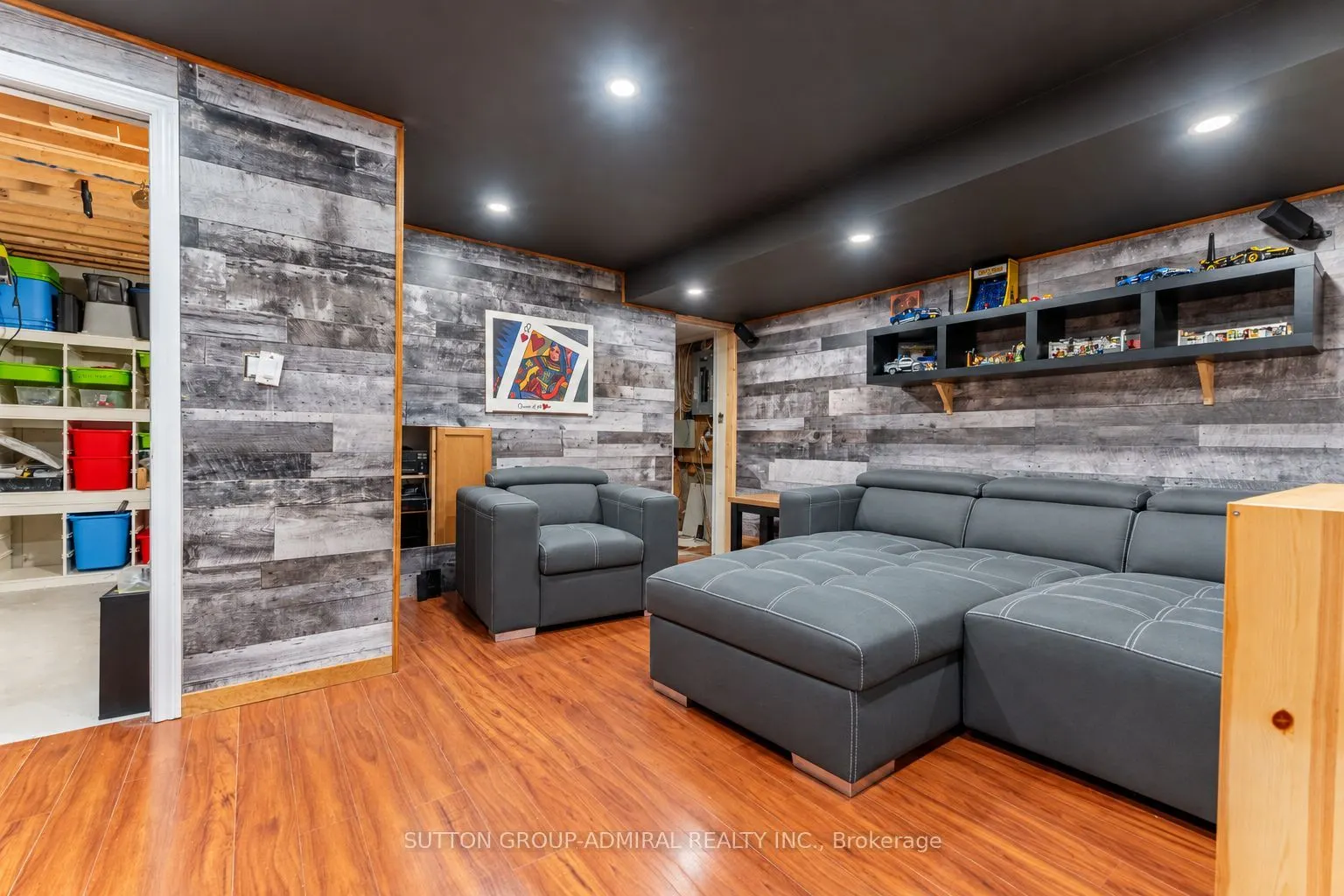 354 Autumn Hill Boulevard
