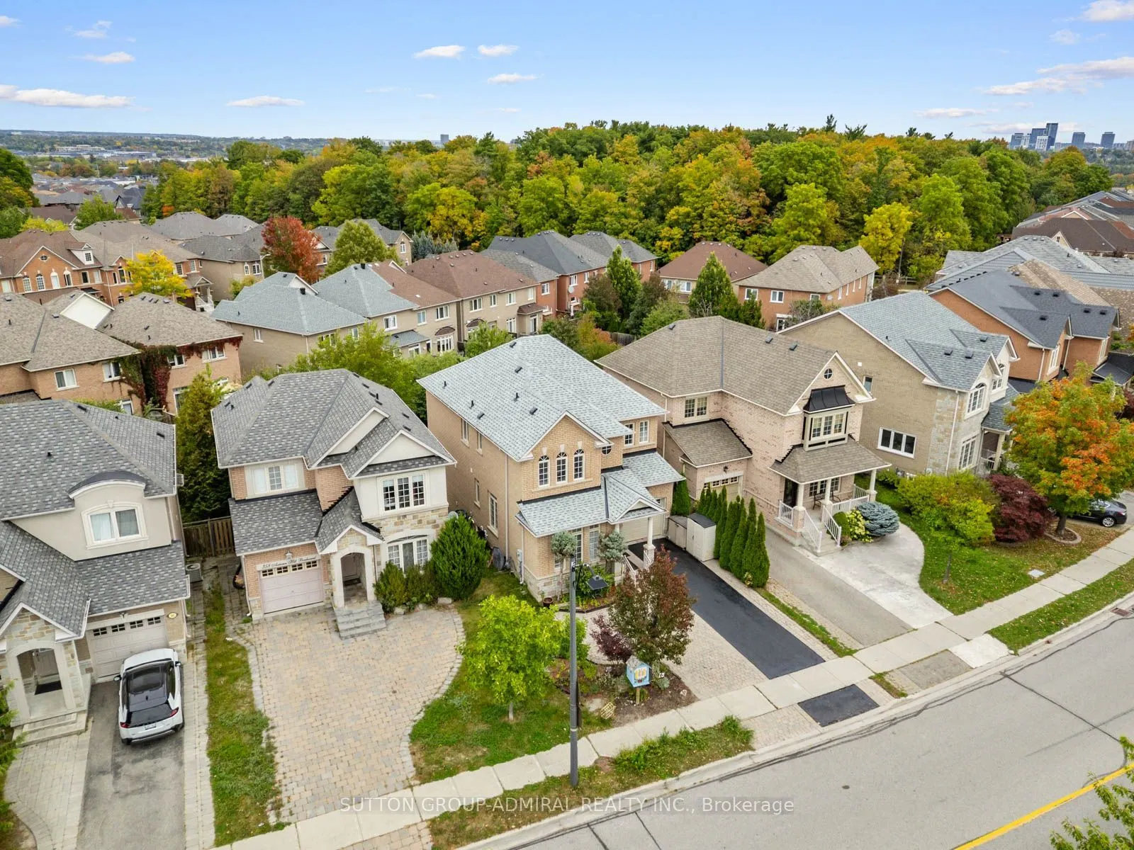 354 Autumn Hill Boulevard
