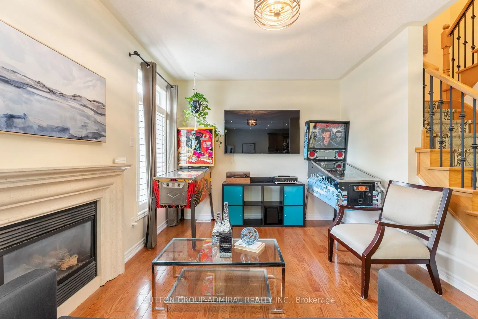 354 Autumn Hill Boulevard
