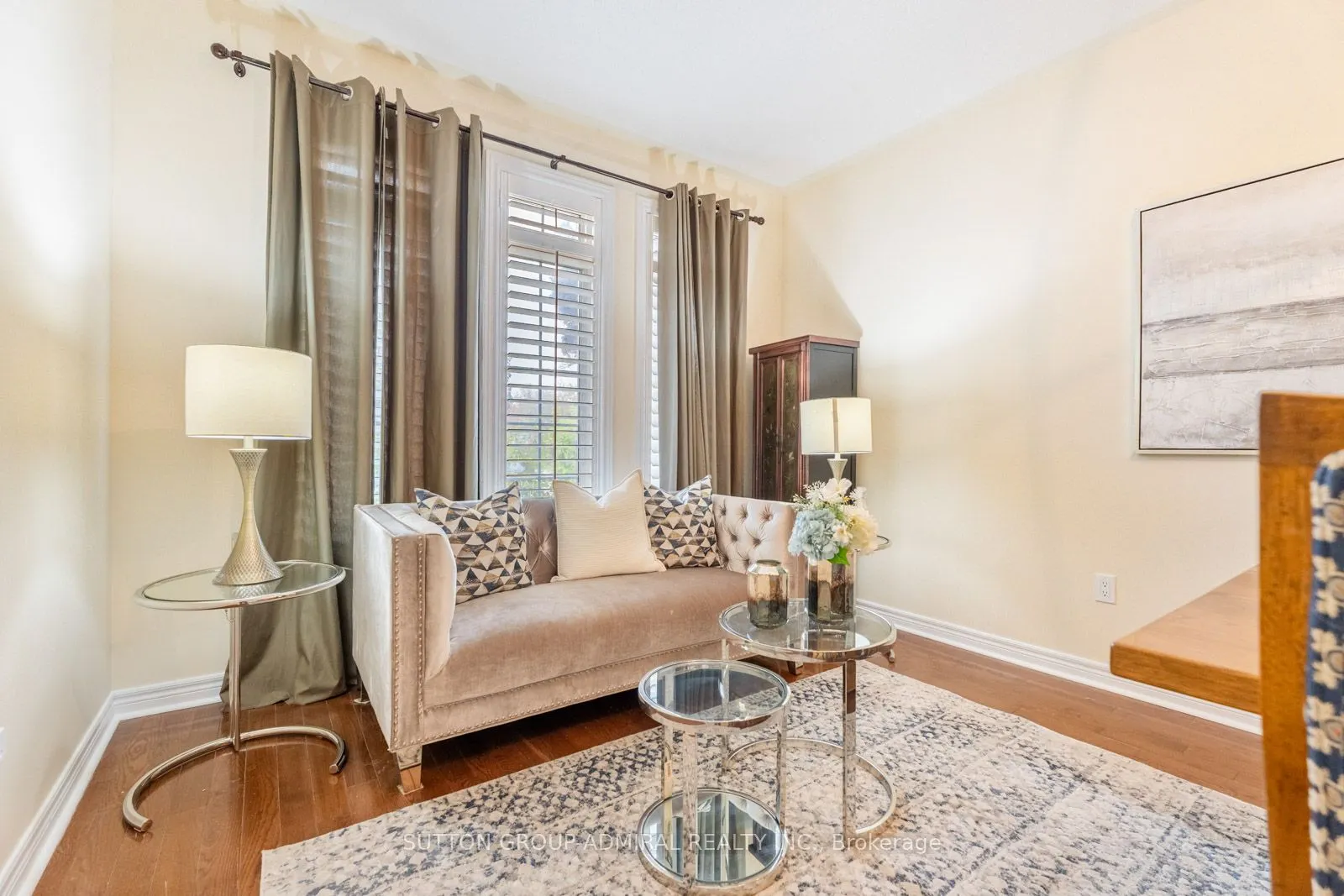 354 Autumn Hill Boulevard