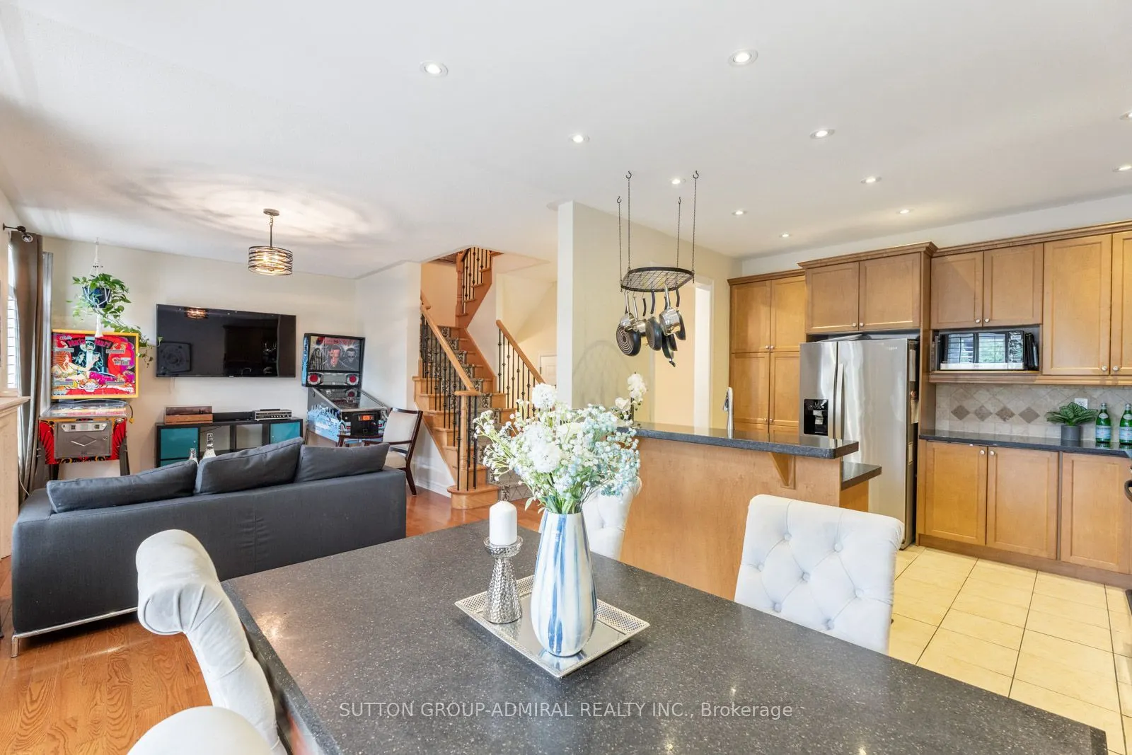 354 Autumn Hill Boulevard