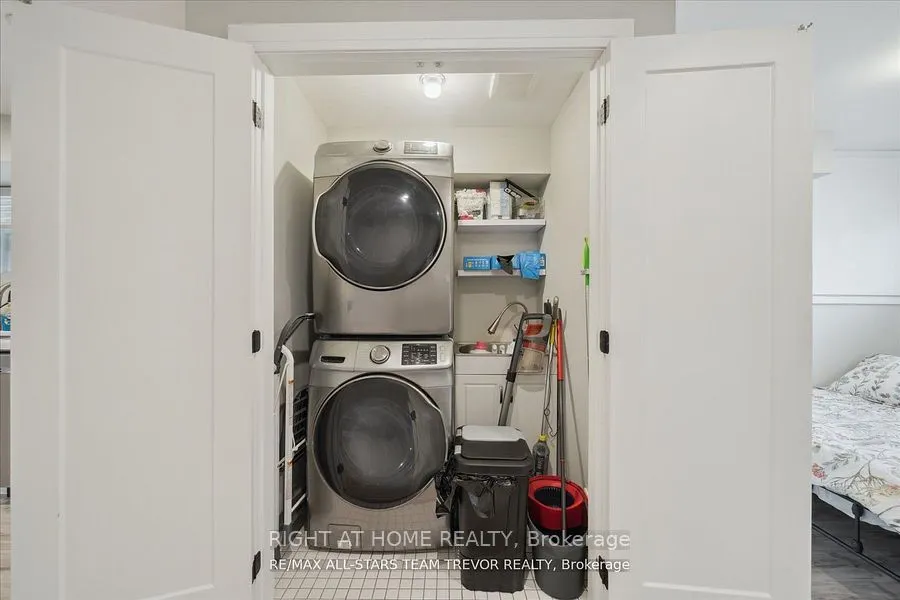 6 Newlands Avenue #LOWER