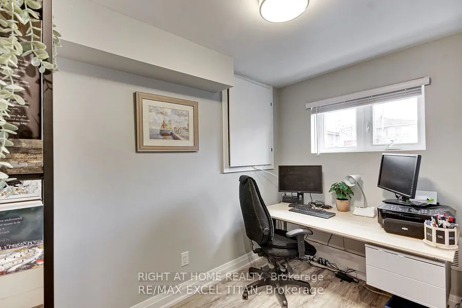 6 Newlands Avenue #LOWER