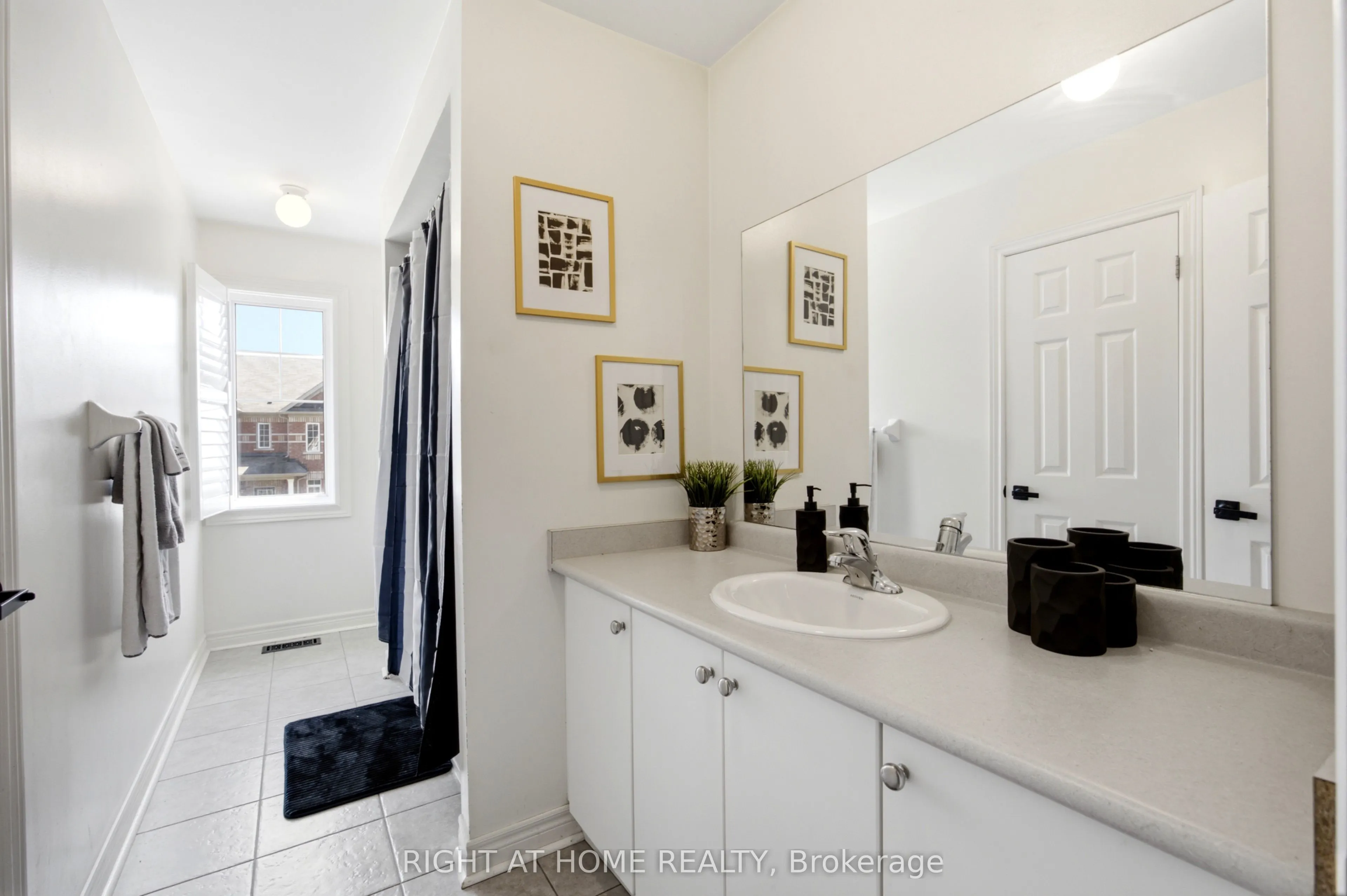 216 Greenwood Road