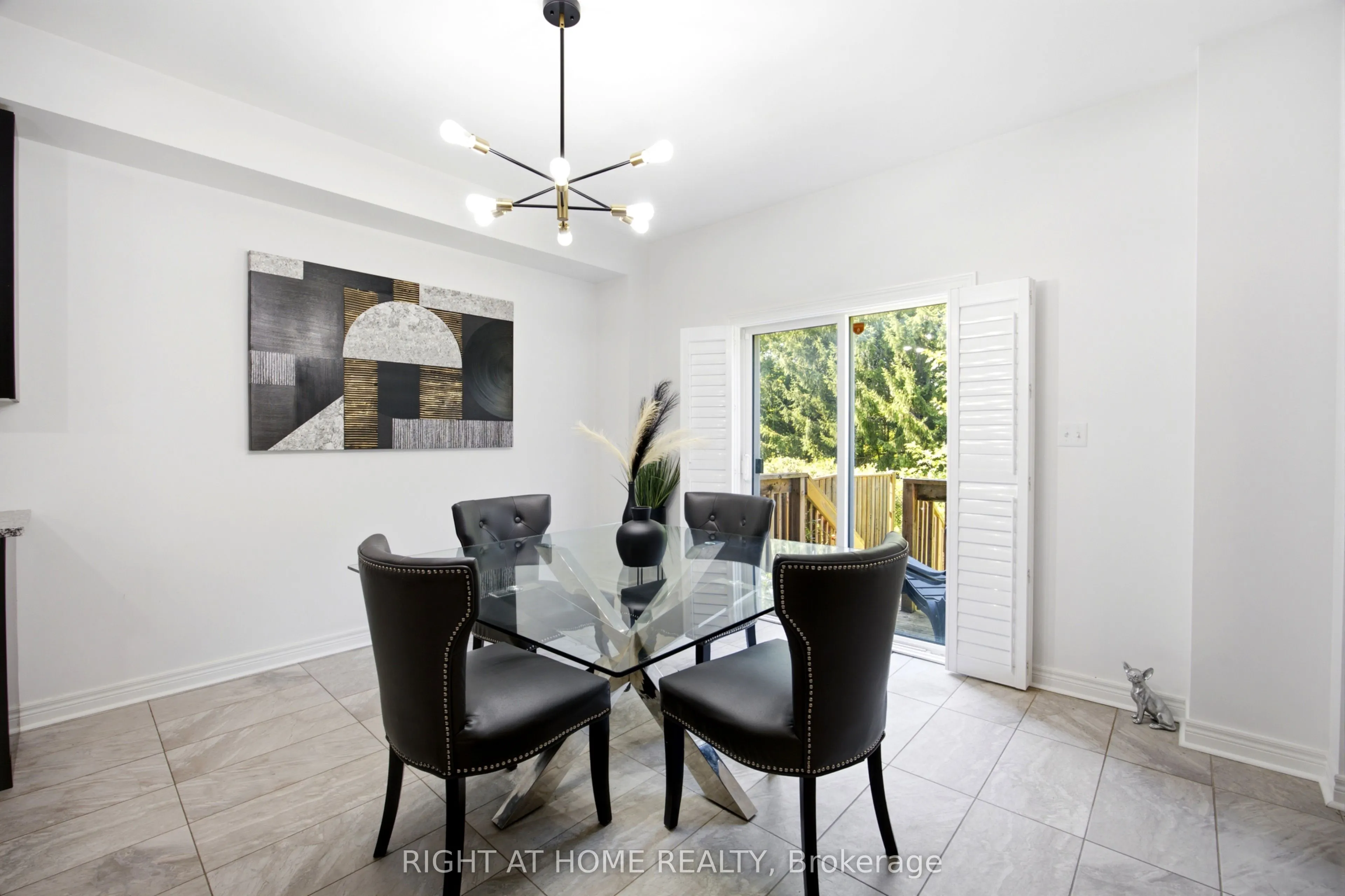 216 Greenwood Road
