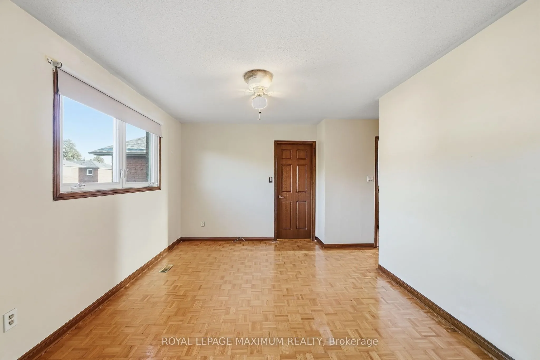 182 Nestor Crescent