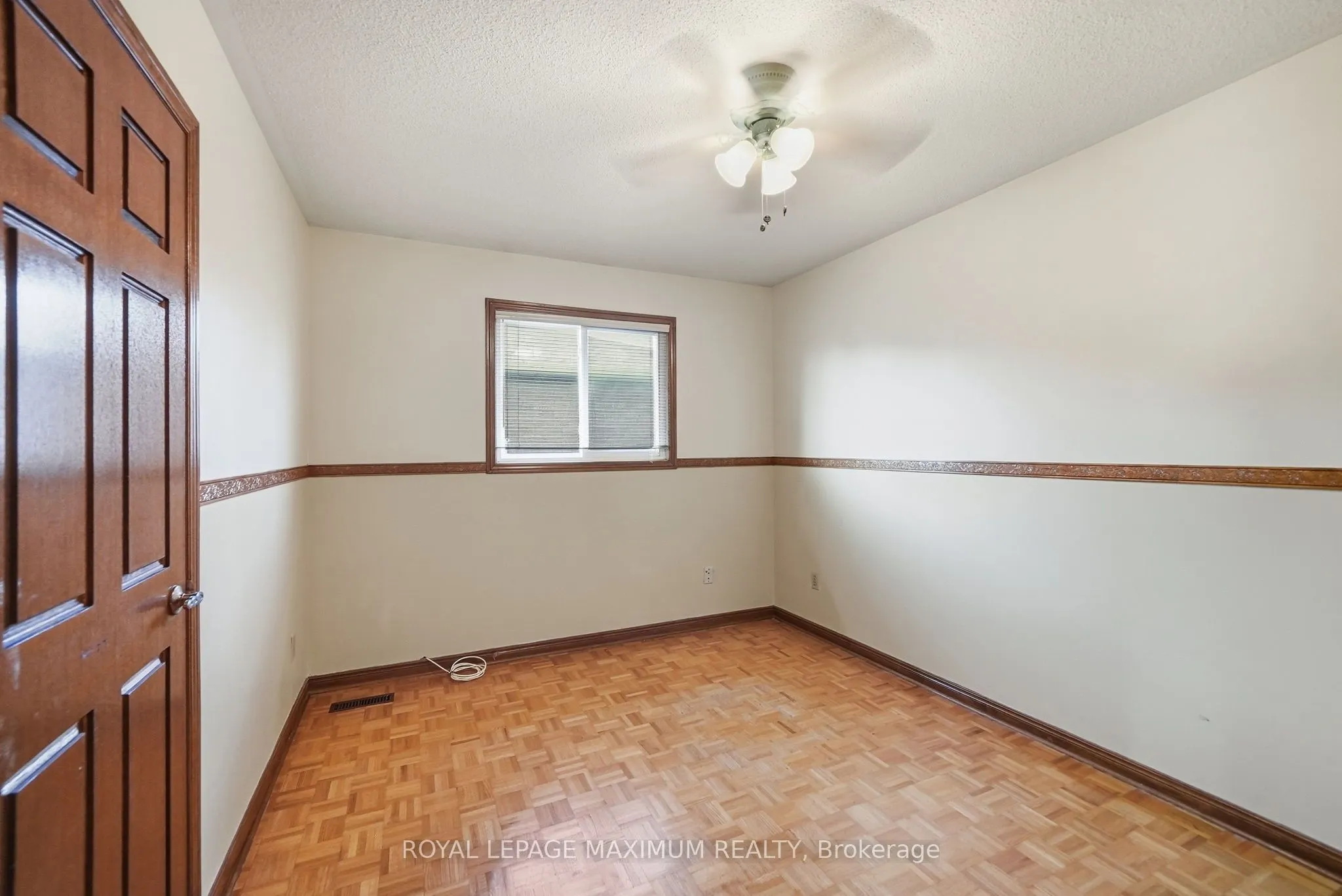 182 Nestor Crescent