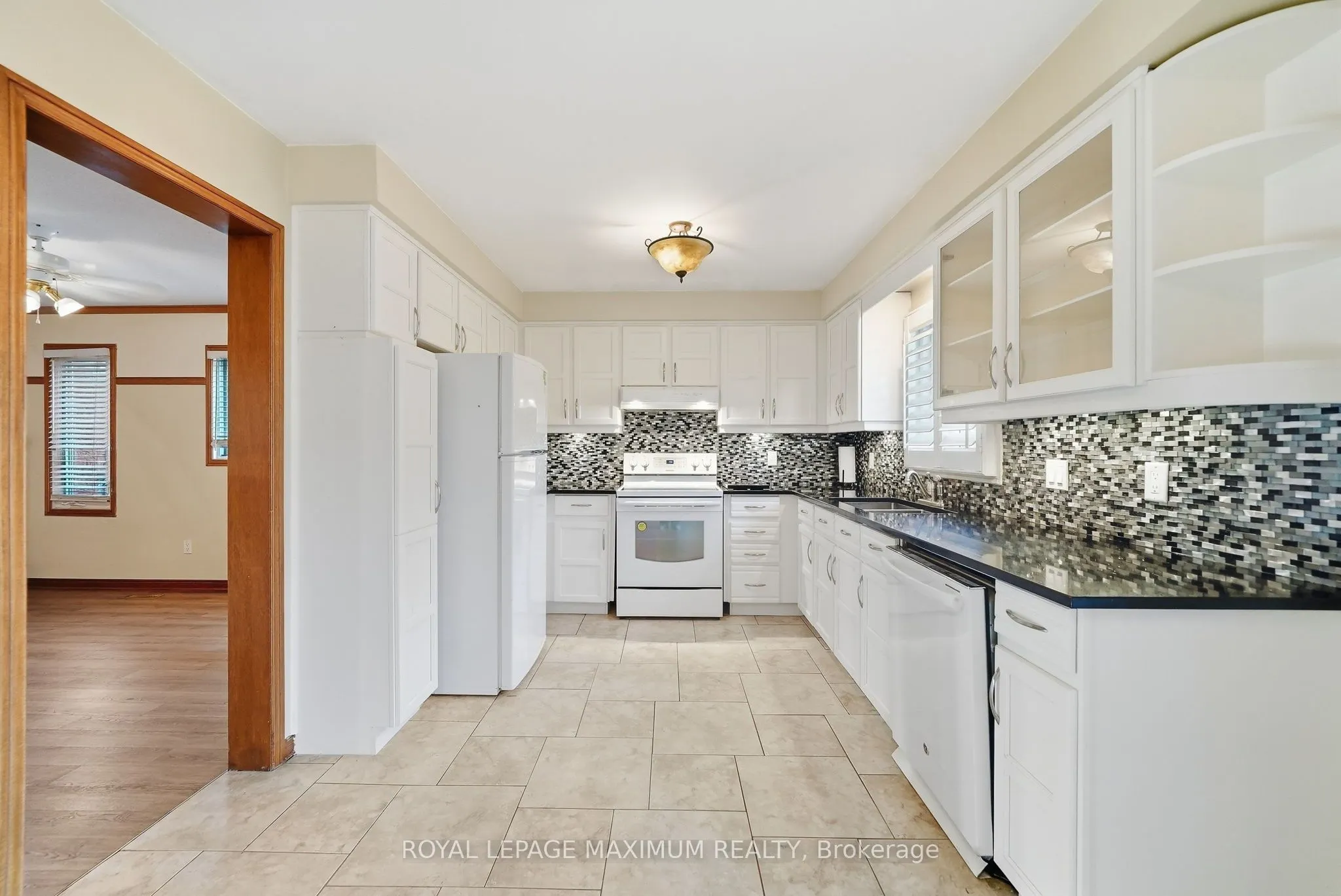 182 Nestor Crescent