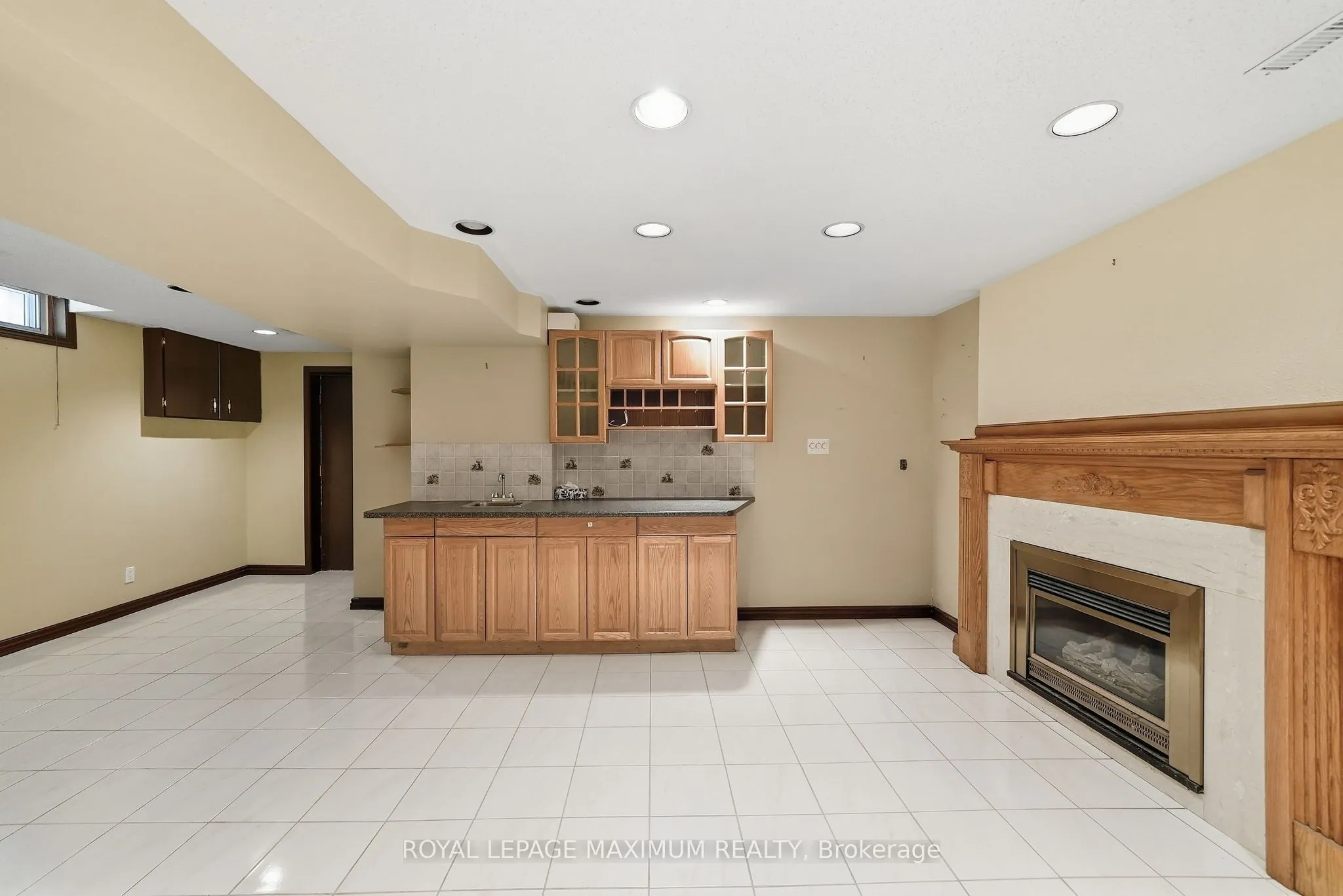 182 Nestor Crescent