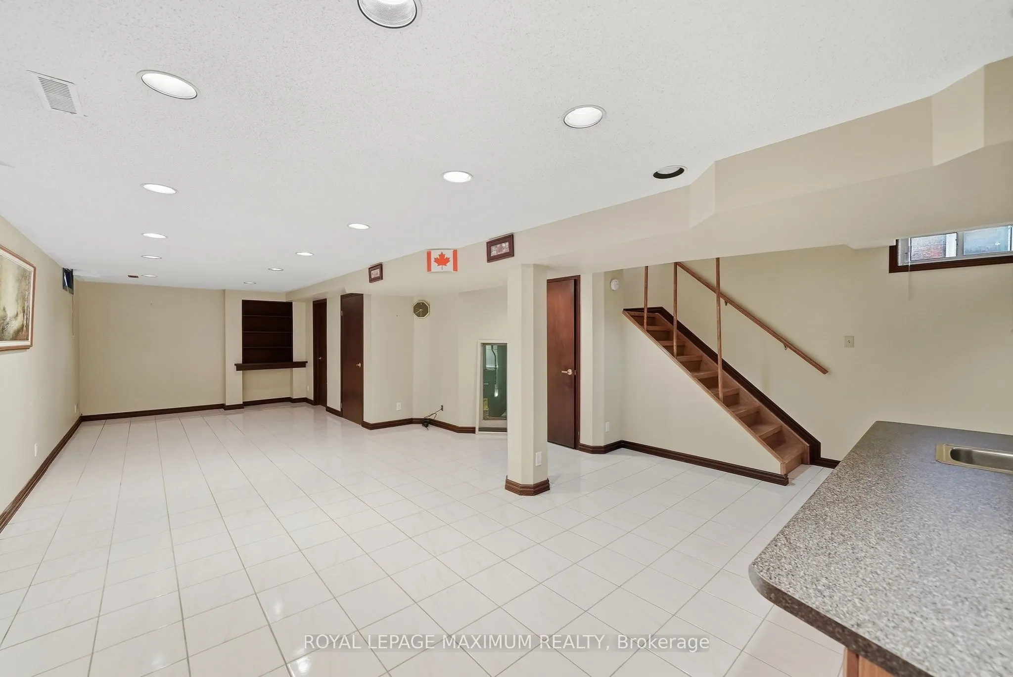 182 Nestor Crescent