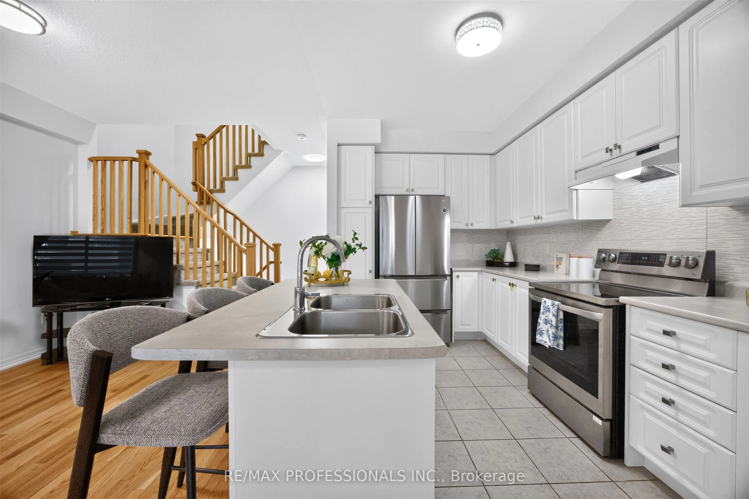 5 Delano Way