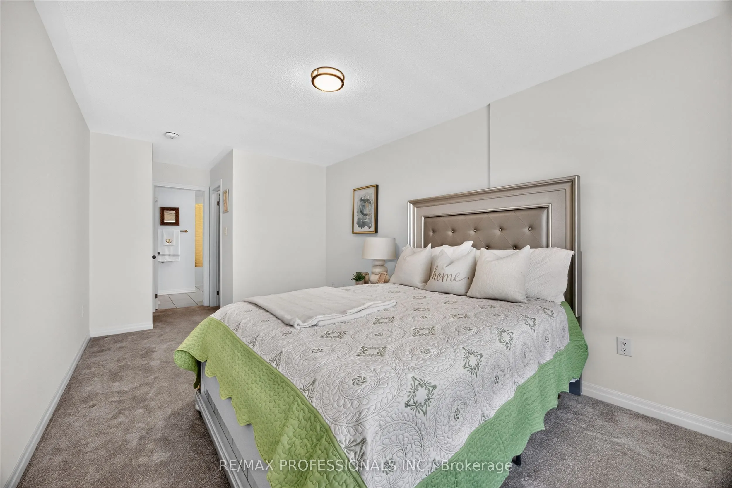 5 Delano Way