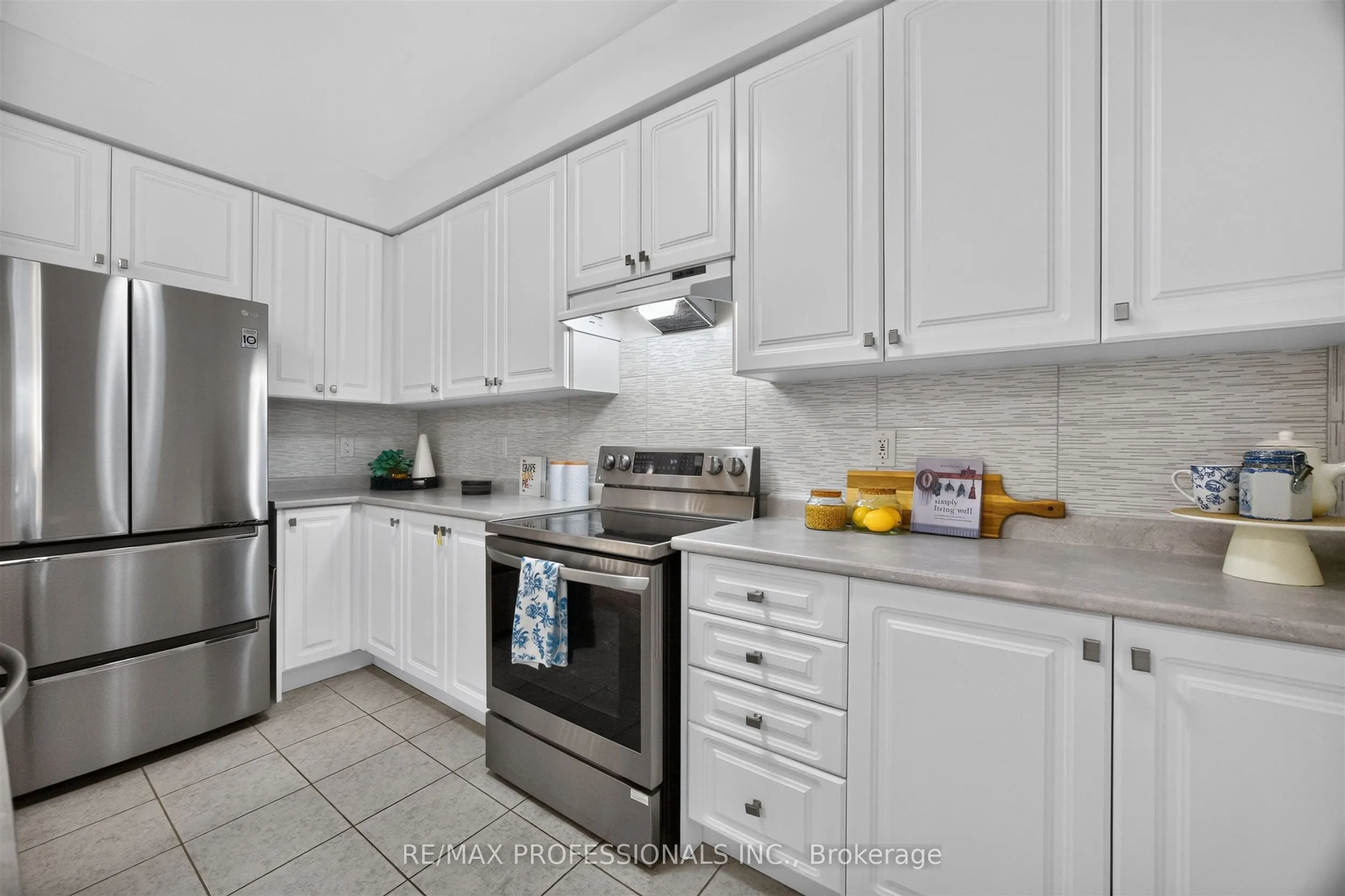 5 Delano Way