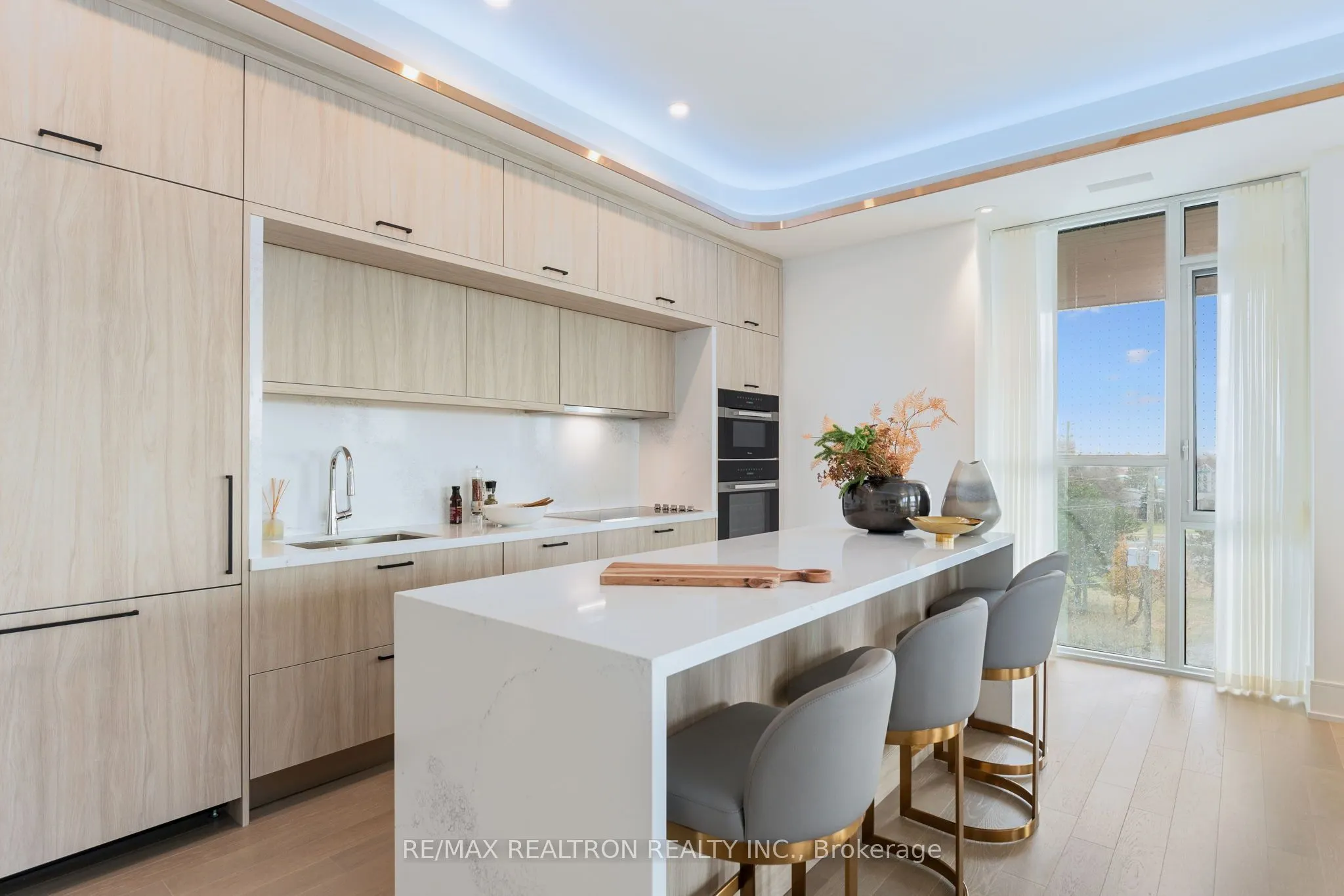 399 Royal Orchard Boulevard #418