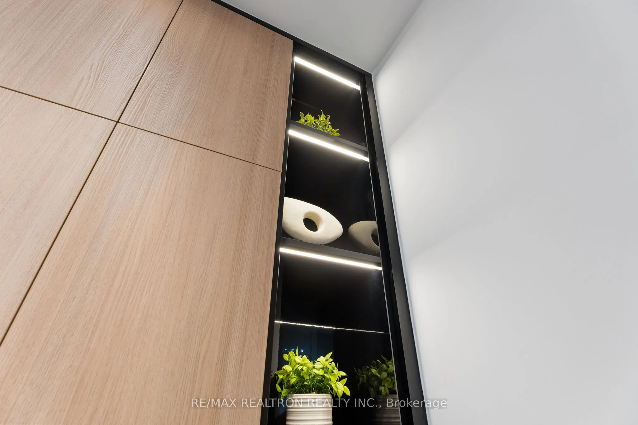 399 Royal Orchard Boulevard #418